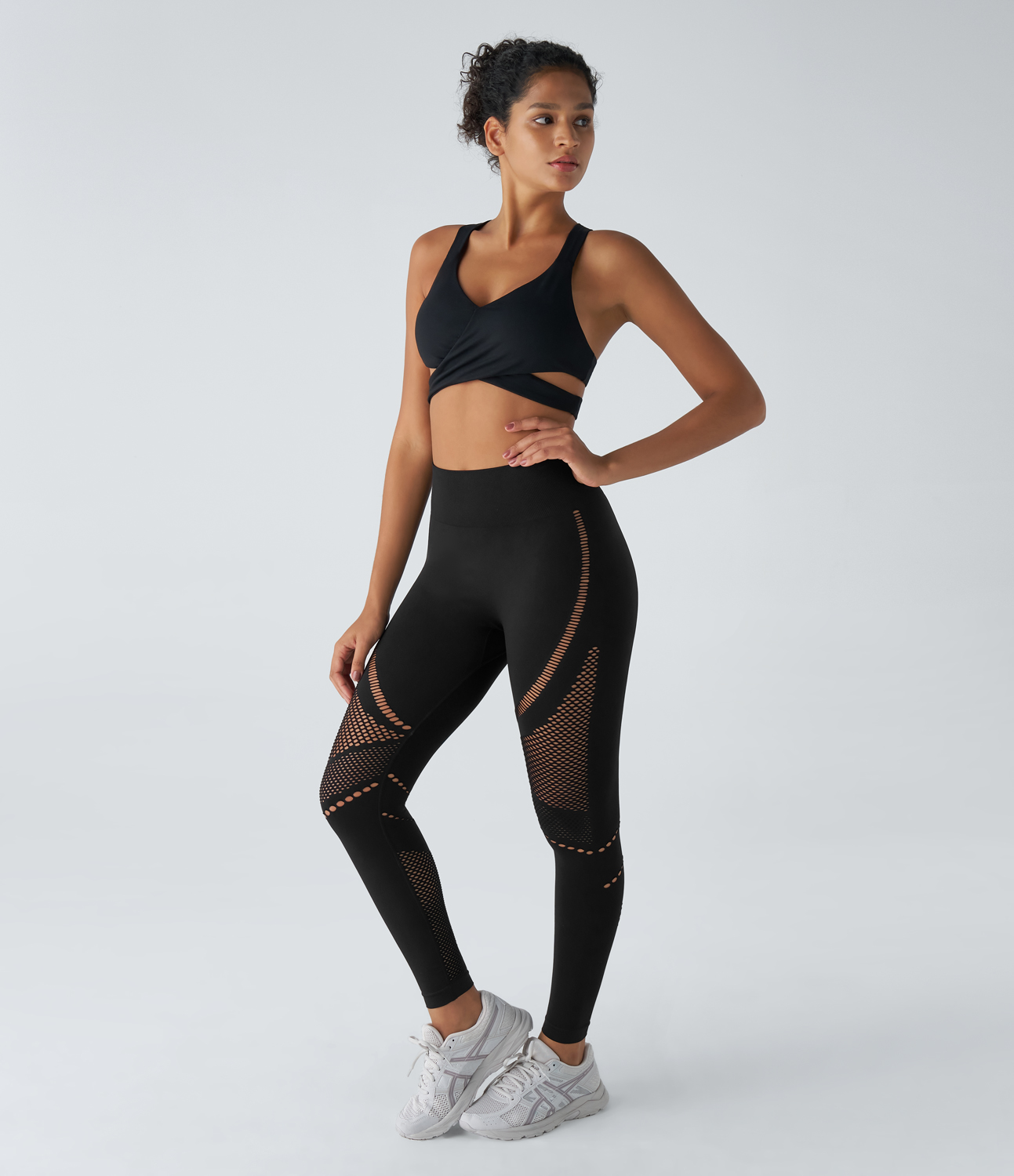 Halara Seamless Flow High Waisted Cut Out 7/8 Yoga Leggings - Black - gym leggings leggings with pockets leggings with butt lift
Halara Seamless Flow High Waisted Cut Out 7/8 Yoga Leggings - Black - gym leggings leggings with pockets leggings with butt lift