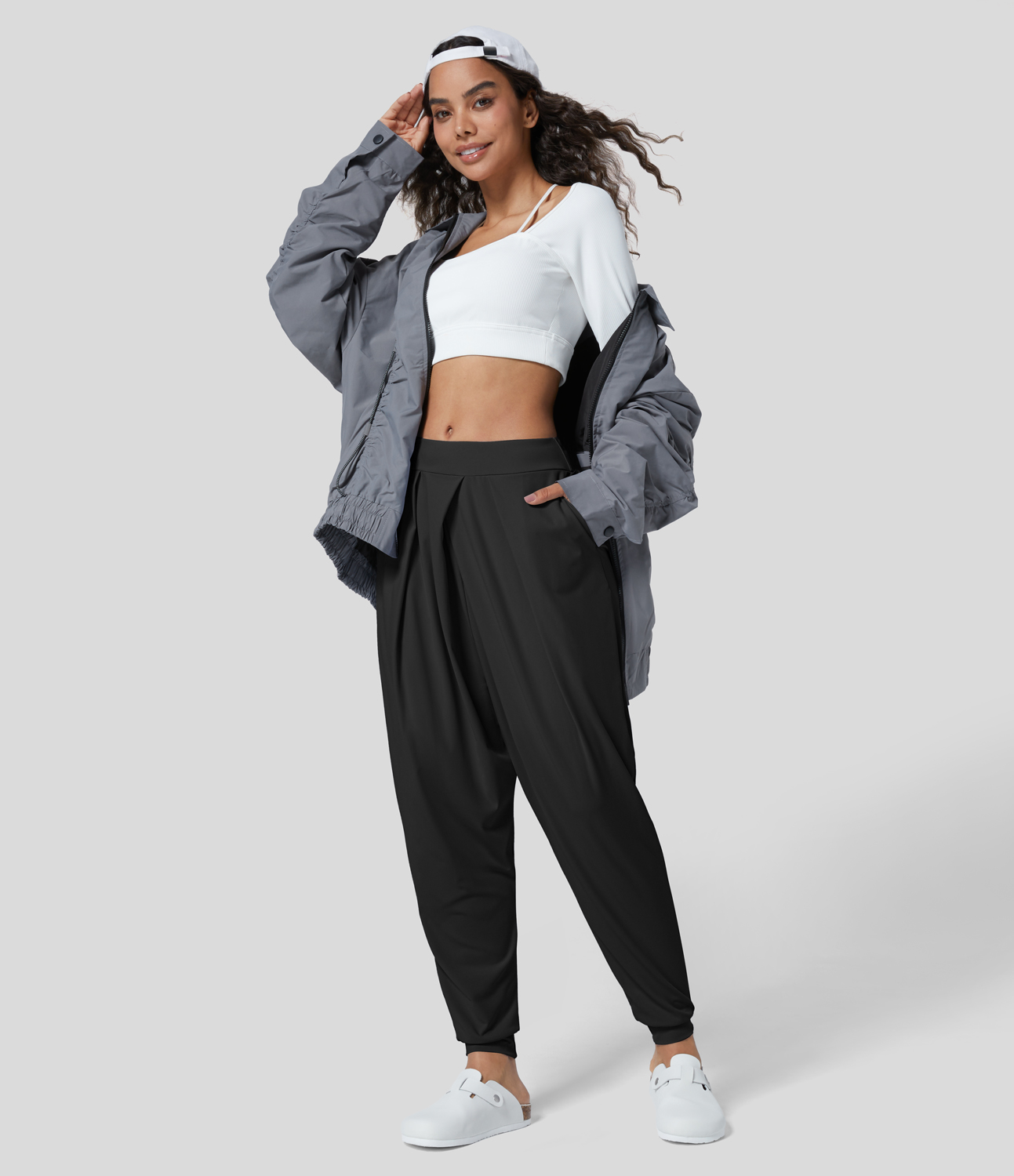 Halara Mid Rise Plicated Multiple Pockets Ankle Length Harem Casual Joggers - Black
Halara Mid Rise Plicated Multiple Pockets Ankle Length Harem Casual Joggers - Black