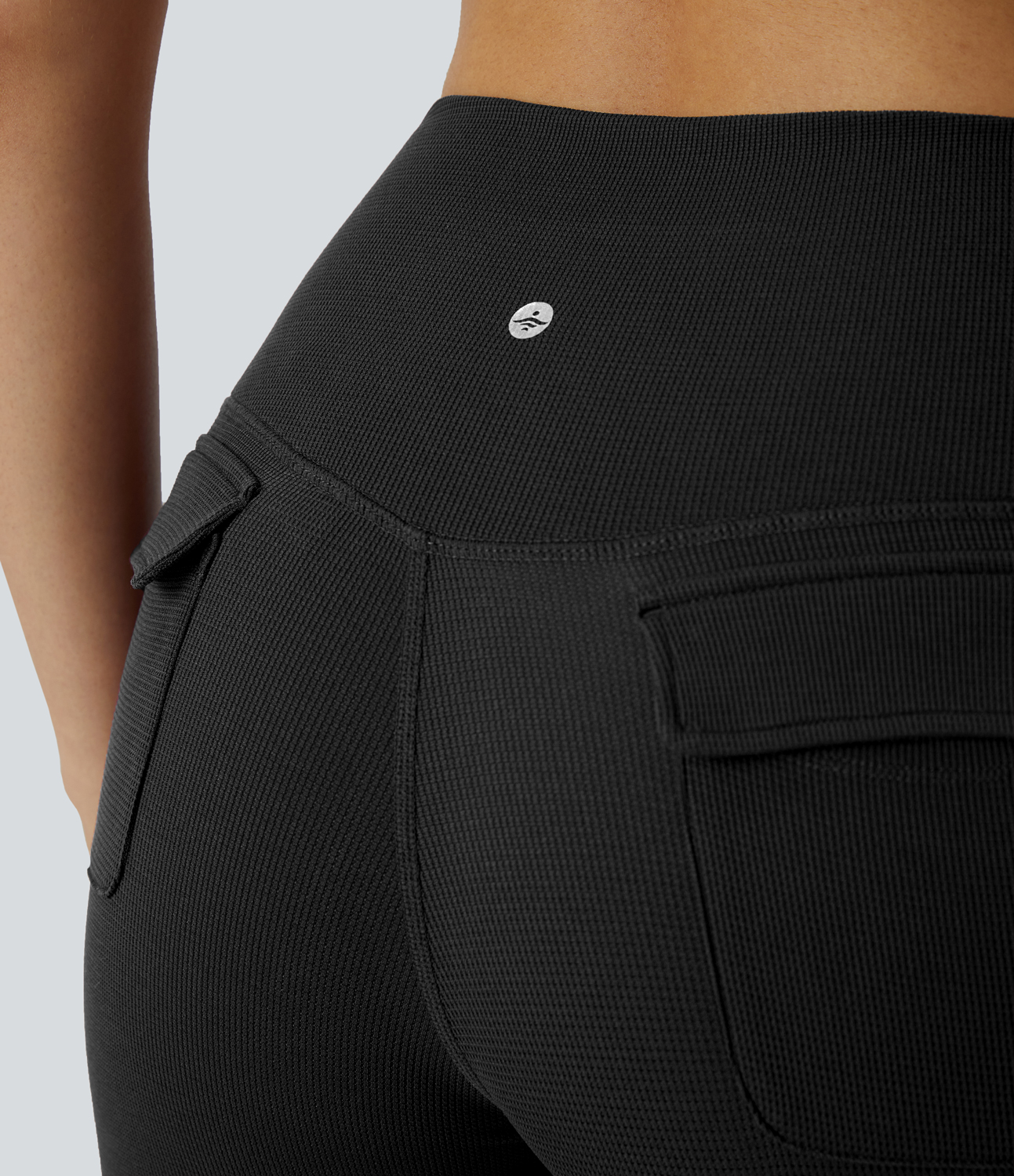Halara High Waisted Multiple Pockets Waffle 7/8 Yoga Leggings  - Black - XS(7/8) gym leggings leggings with pockets leggings with butt lift 