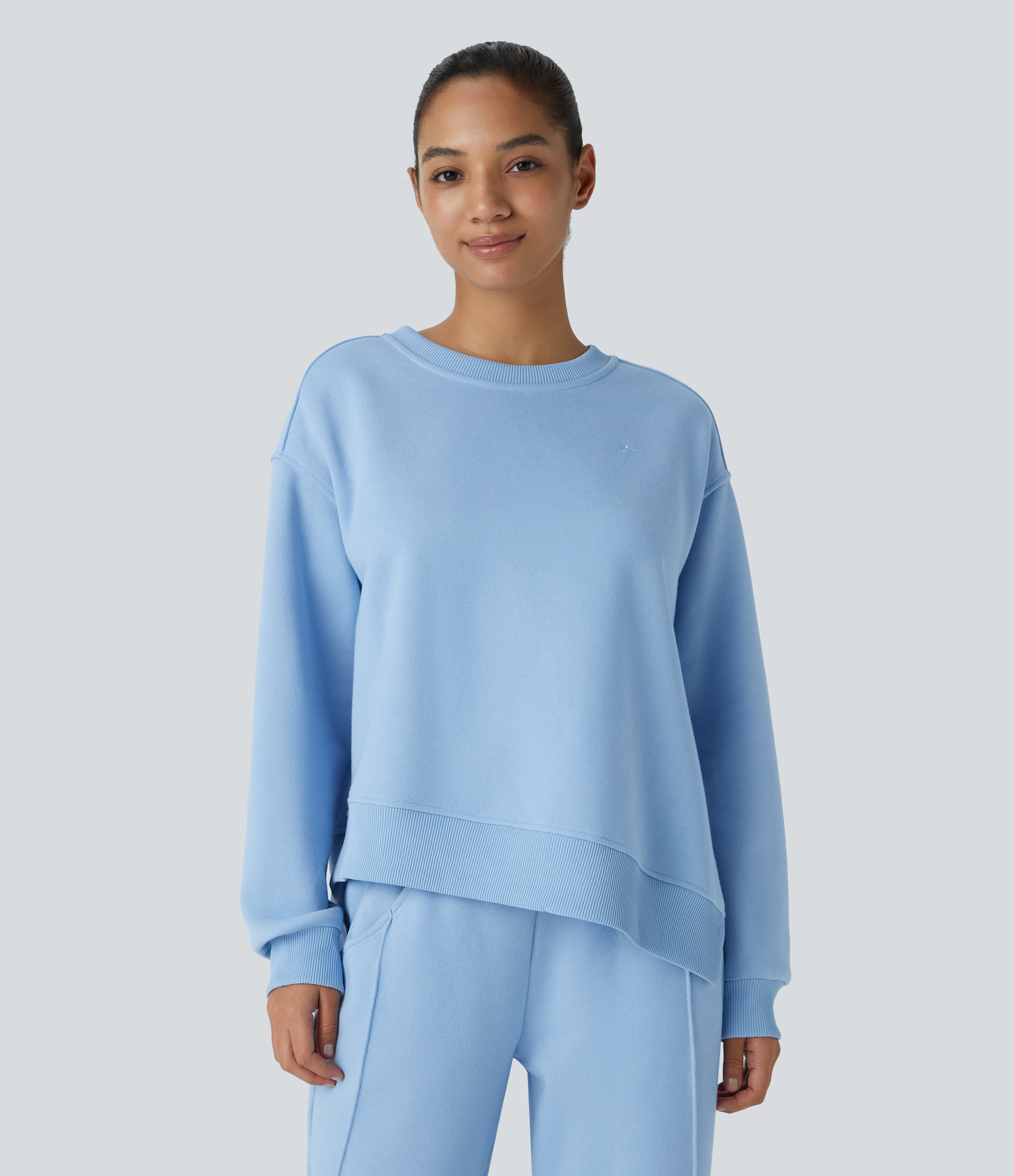 Halara Round Neck Dropped Shoulder Long Sleeve Split Hem Contrast Ribbed Embroidery Oversize Fleece Casual Sweatshirt  - Cool Ice Blue - L 