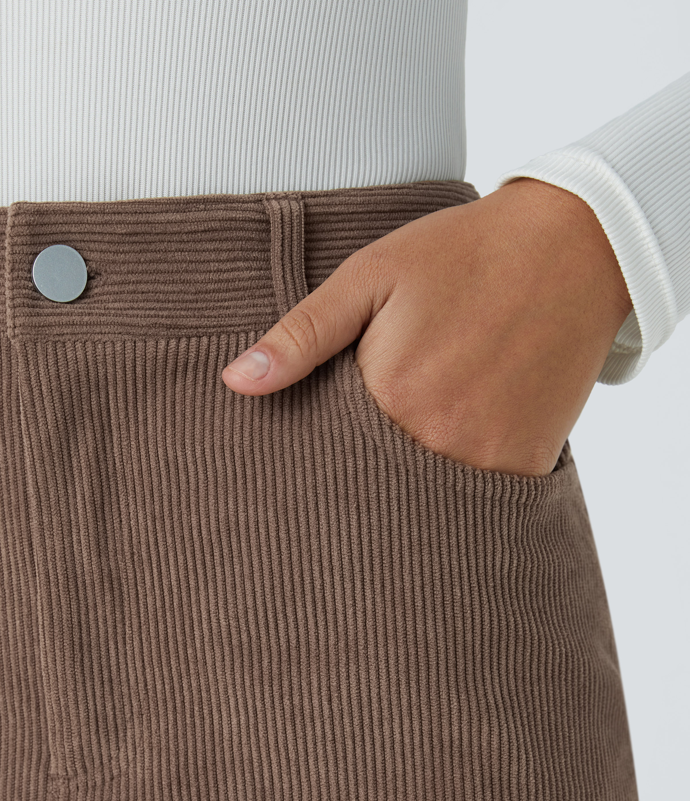 Halara High Waisted Multiple Pockets Split Hem Corduroy Casual Bodycon Skirt  - Cocoa Brown - XS(regular) 