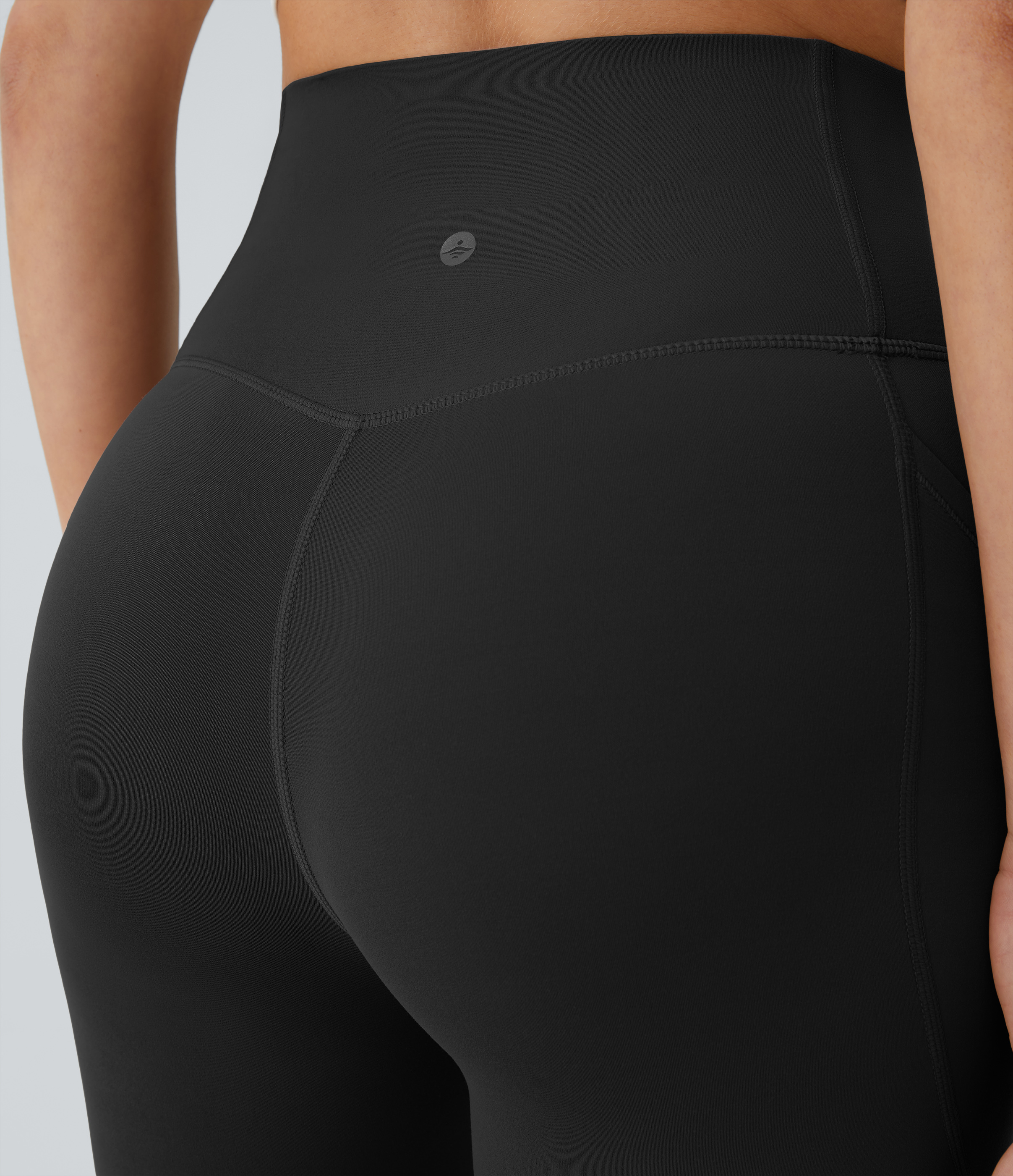 Halara High Waisted Side Pocket Shaping Training Capri Leggings  - Black - M gym leggings leggings with pockets leggings with butt lift 