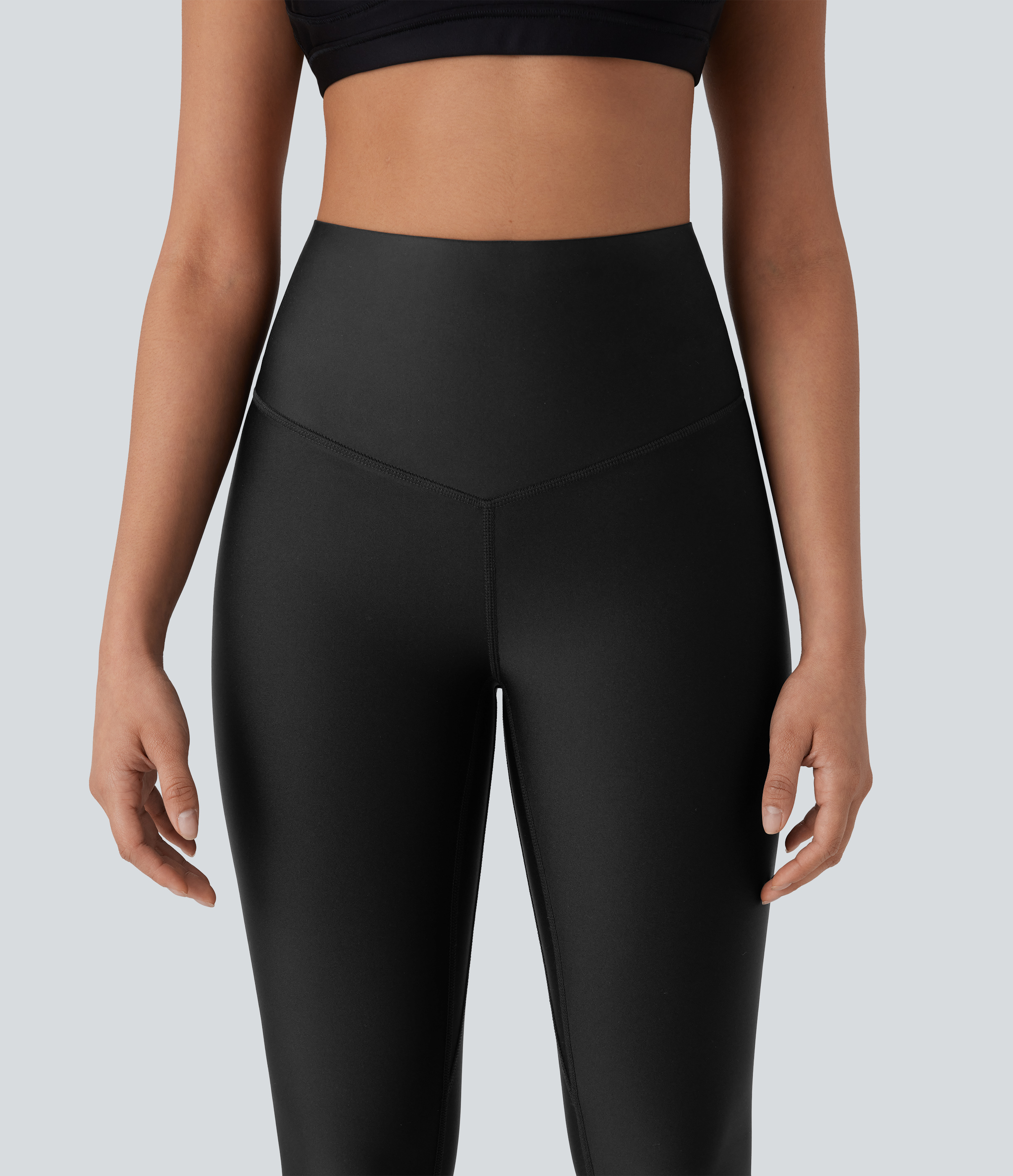 Halara SoCinched High Waisted Tummy Control Reflective Line Back Pocket Sheen Running Leggings  - Black - XL(7/8) gym leggings 