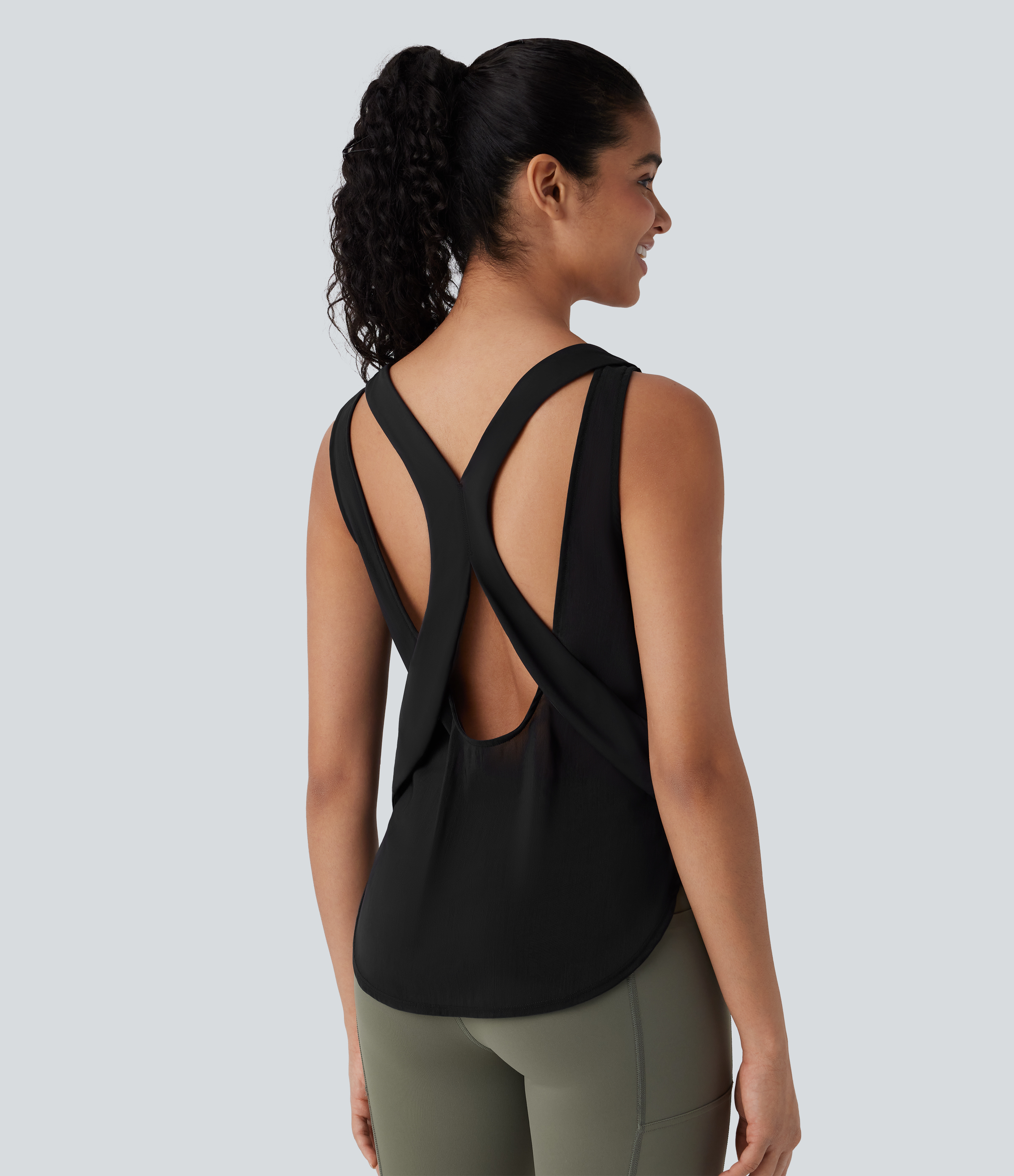 Top de Running de Malla Contrastada con Dobladillo Curvo Tacto Fresco de Secado Rápido