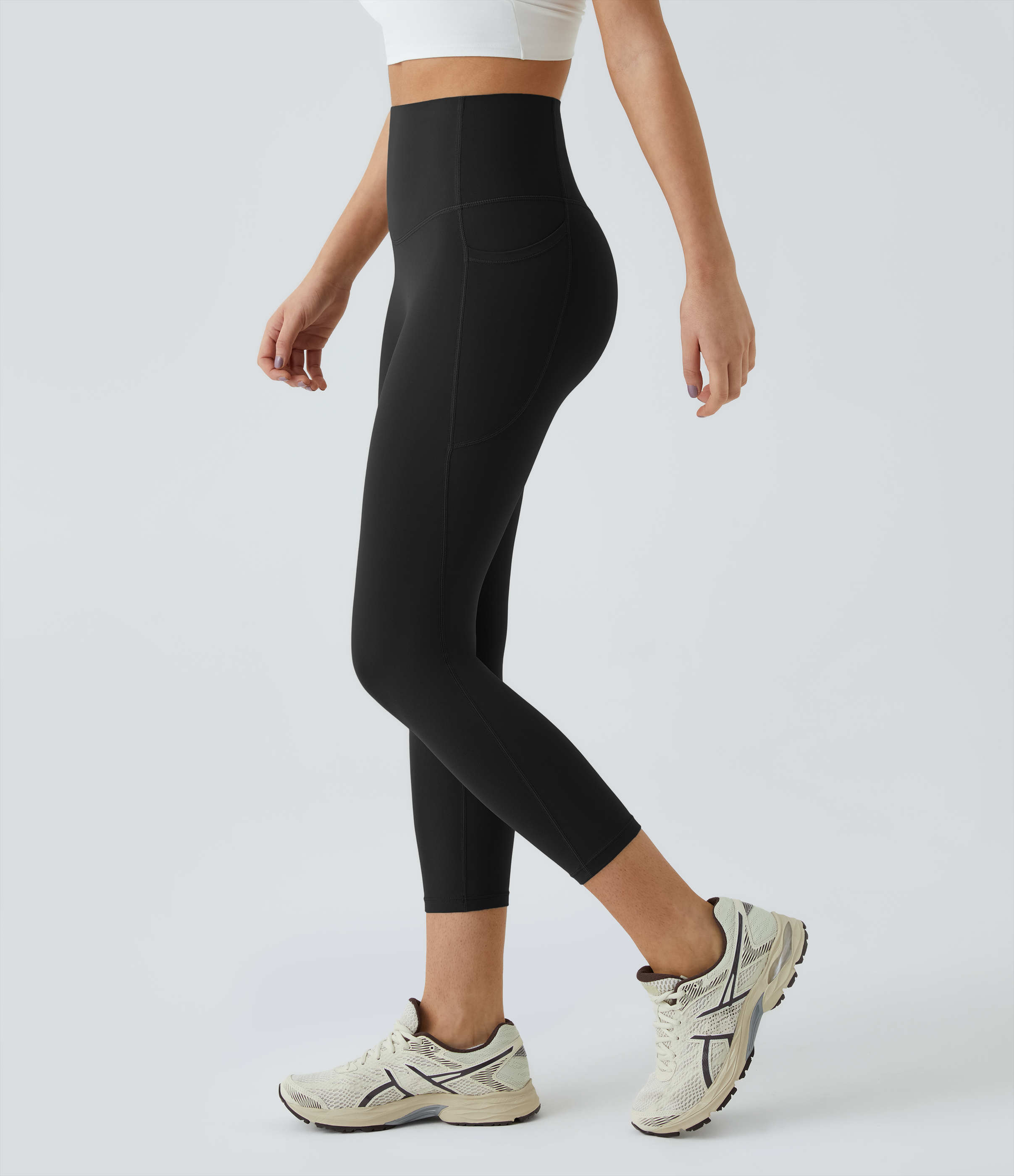 Halara High Waisted Side Pocket Shaping Training Capri Leggings  - Black - M gym leggings leggings with pockets leggings with butt lift 