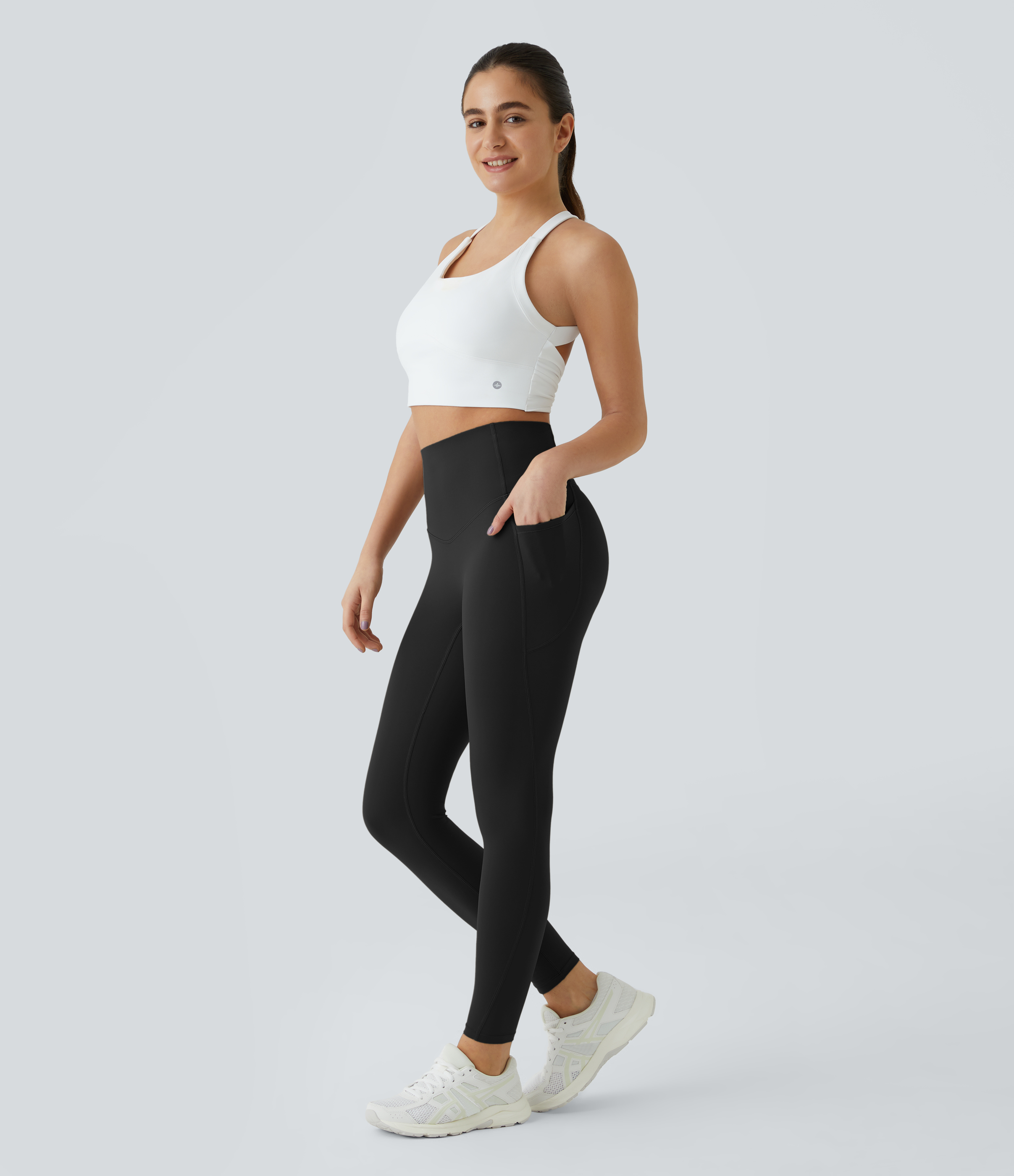 Halara High Waisted Side Pocket Shaping Training Capri Leggings  - Black - M gym leggings leggings with pockets leggings with butt lift 