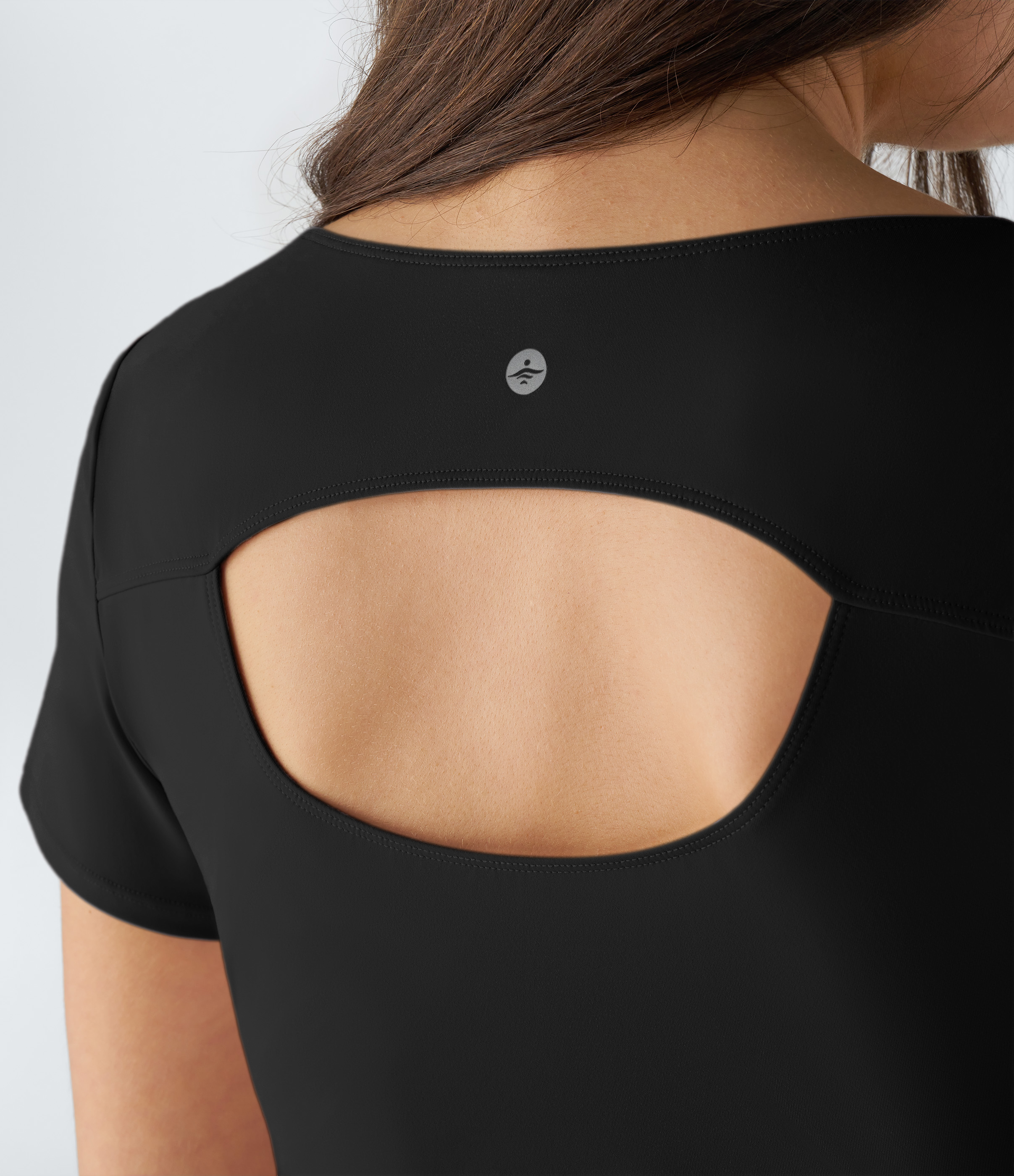 Halara U Neck Short Sleeve Backless Cut Out Ruched Curved Hem Yoga Sports Top  - Black - L 