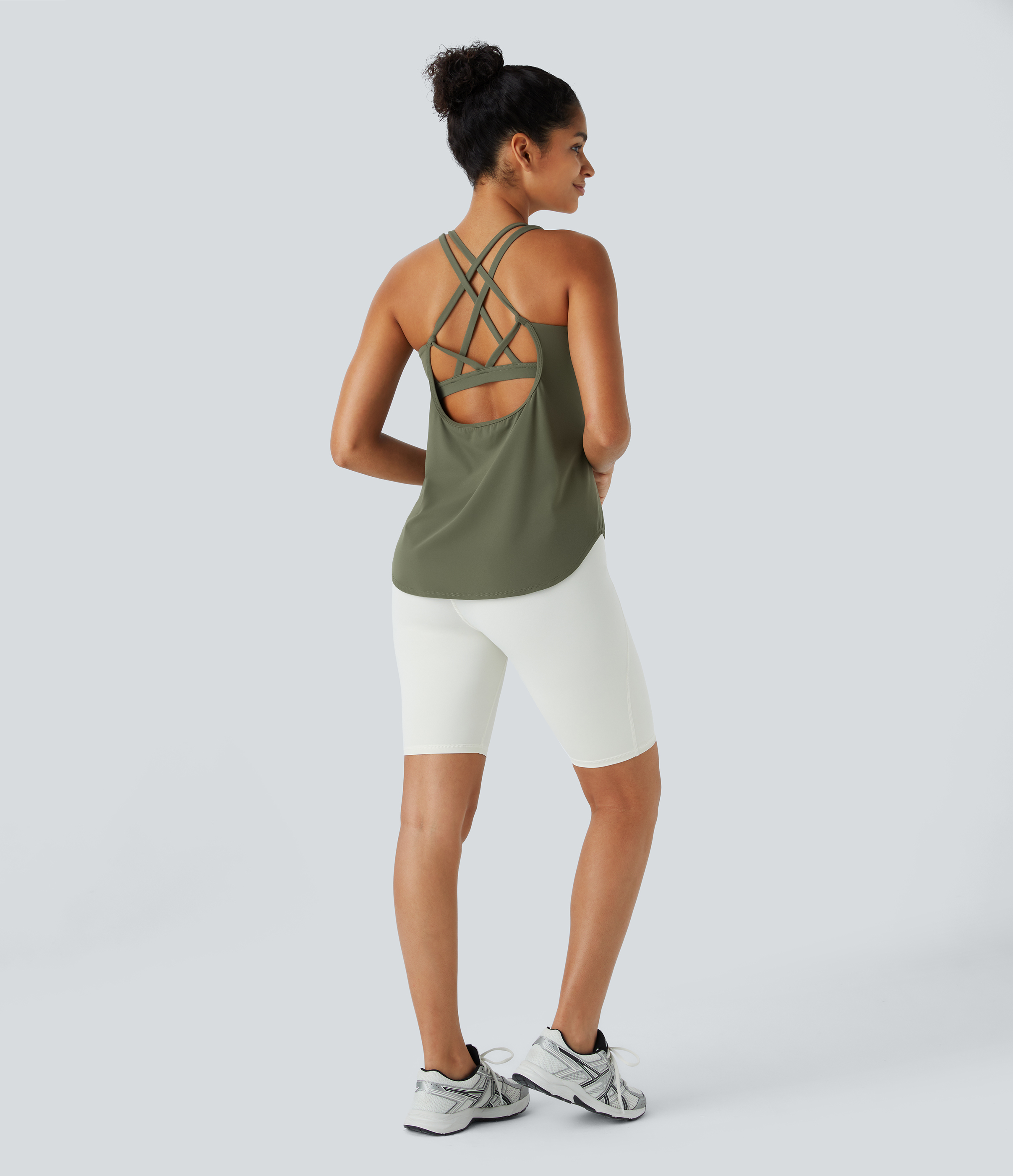 Halara UltraSculpt U Neck Backless Crisscross Curved Hem Running Tank Top Tank Top - Grass Grey Green - L golf tops halter top tunic tops 