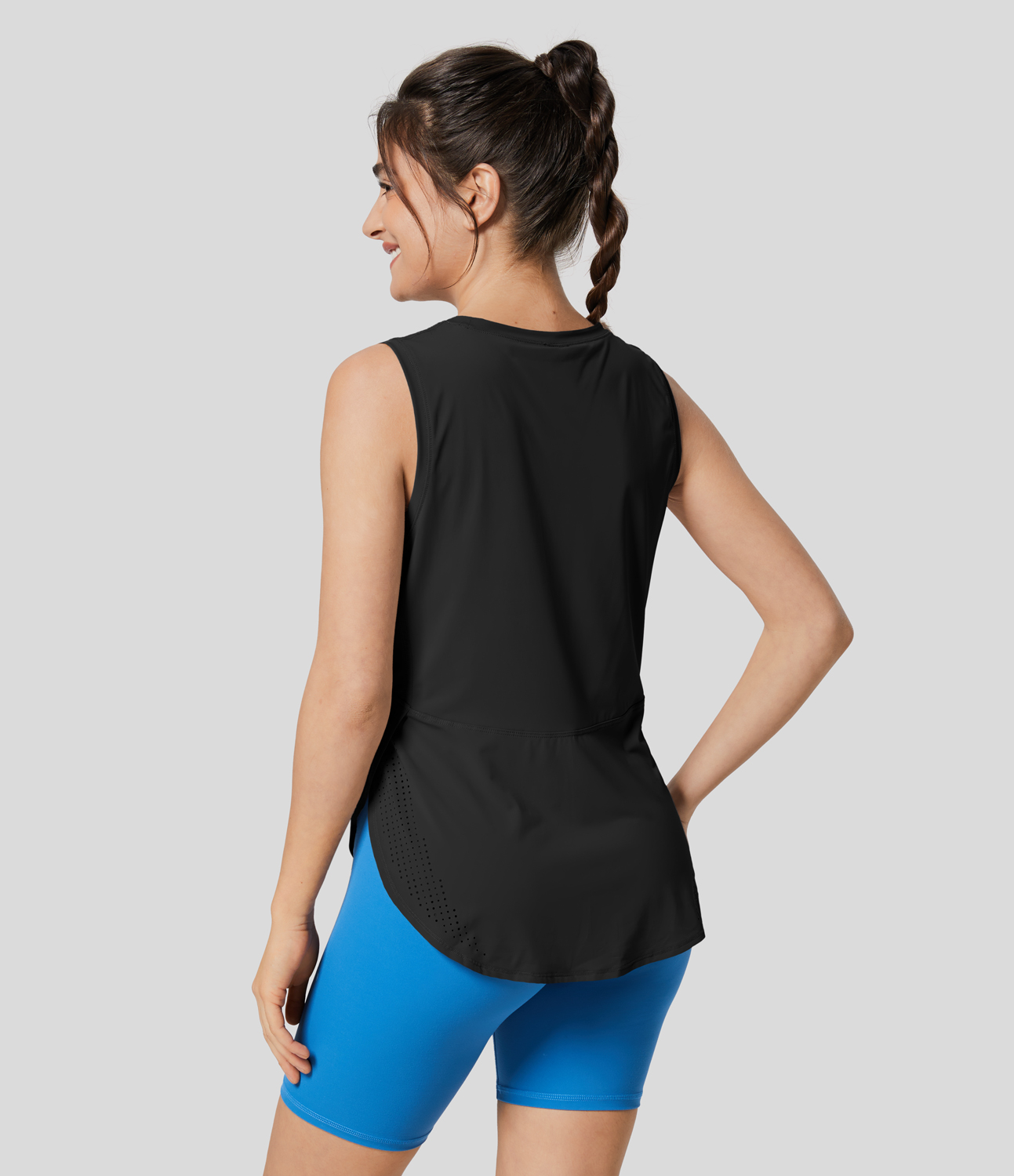Halara Round Neck Mesh Curved Hem Tennis Tank Top Tank Top - Black - M golf tops halter top tunic tops sleeveless tops backless top 