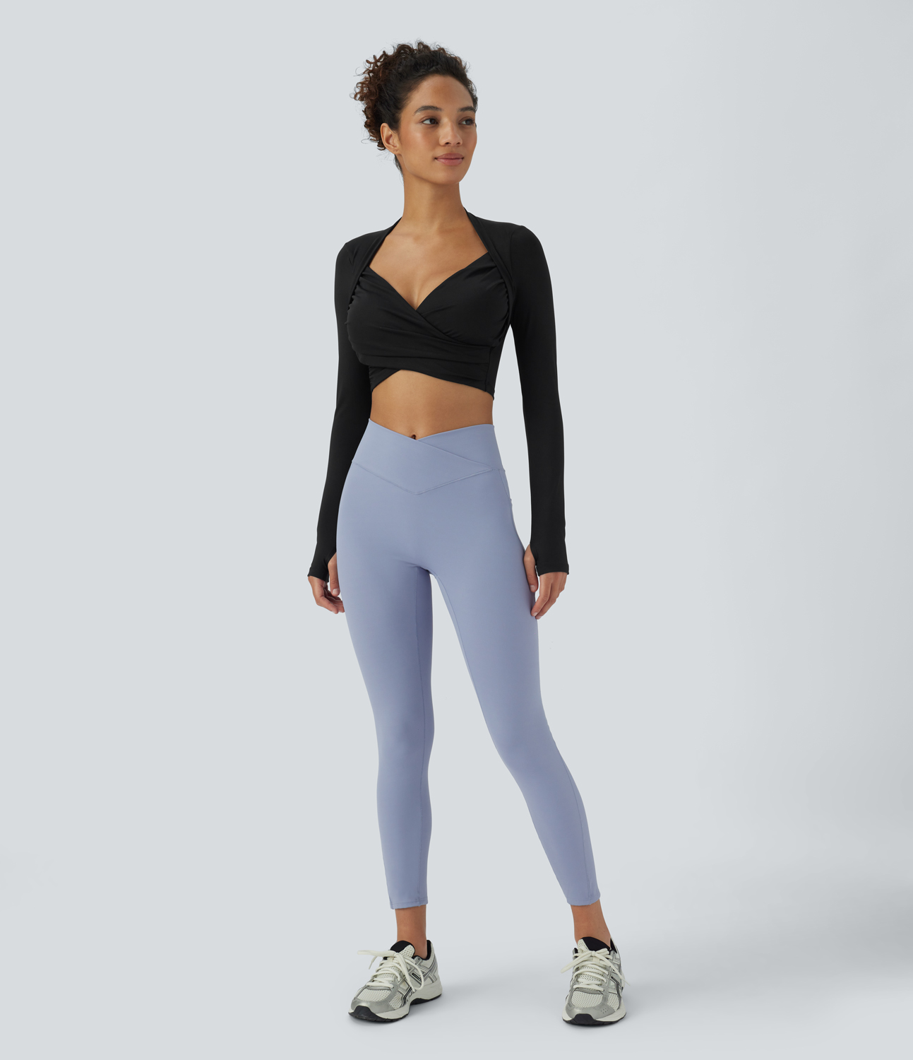 Halara V Neck Crisscross Ruched Thumb Hole Cropped Yoga Sports Top  - Black - M 