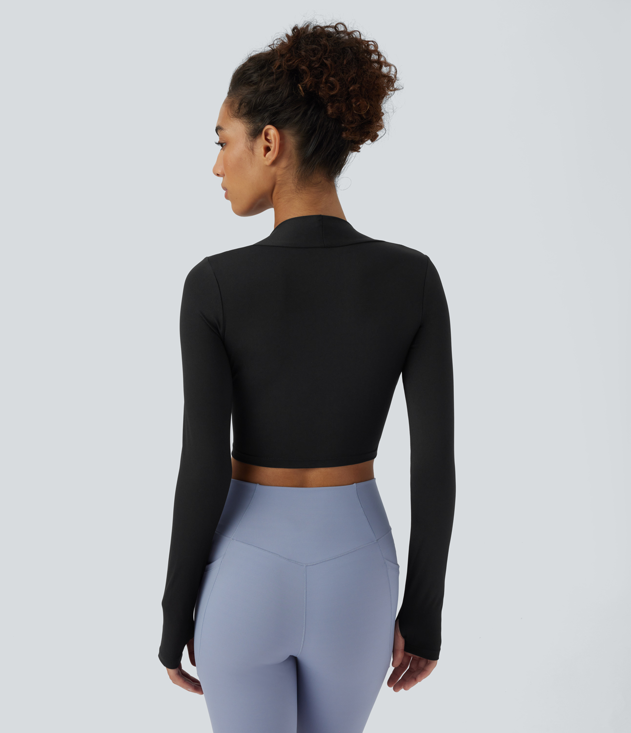 Halara V Neck Crisscross Ruched Thumb Hole Cropped Yoga Sports Top  - Black - M 