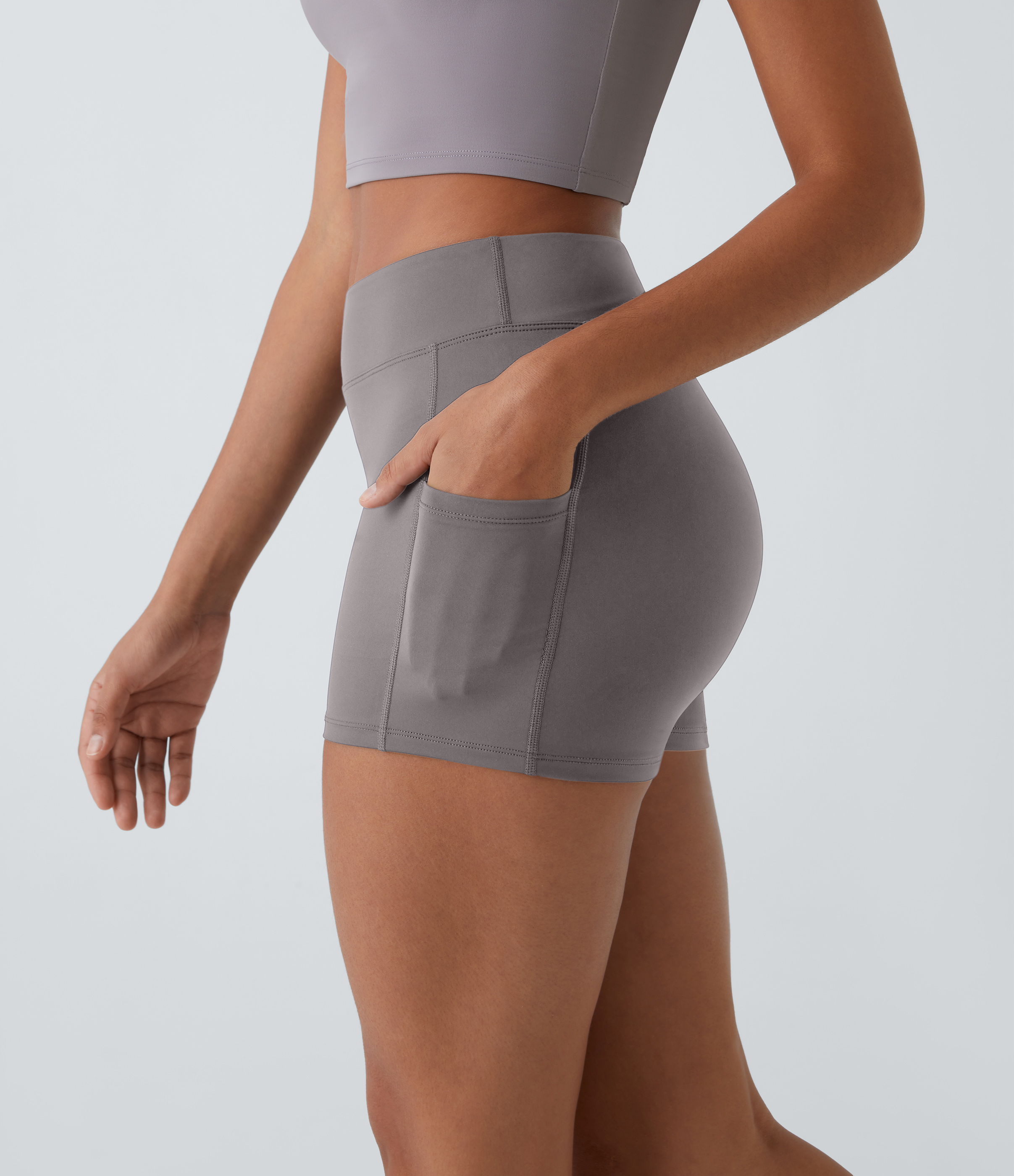 Halara Cloudfulв„ў Air Fabric High Waisted Side Pocket Plain Cool Touch Yoga Shorts 3.5