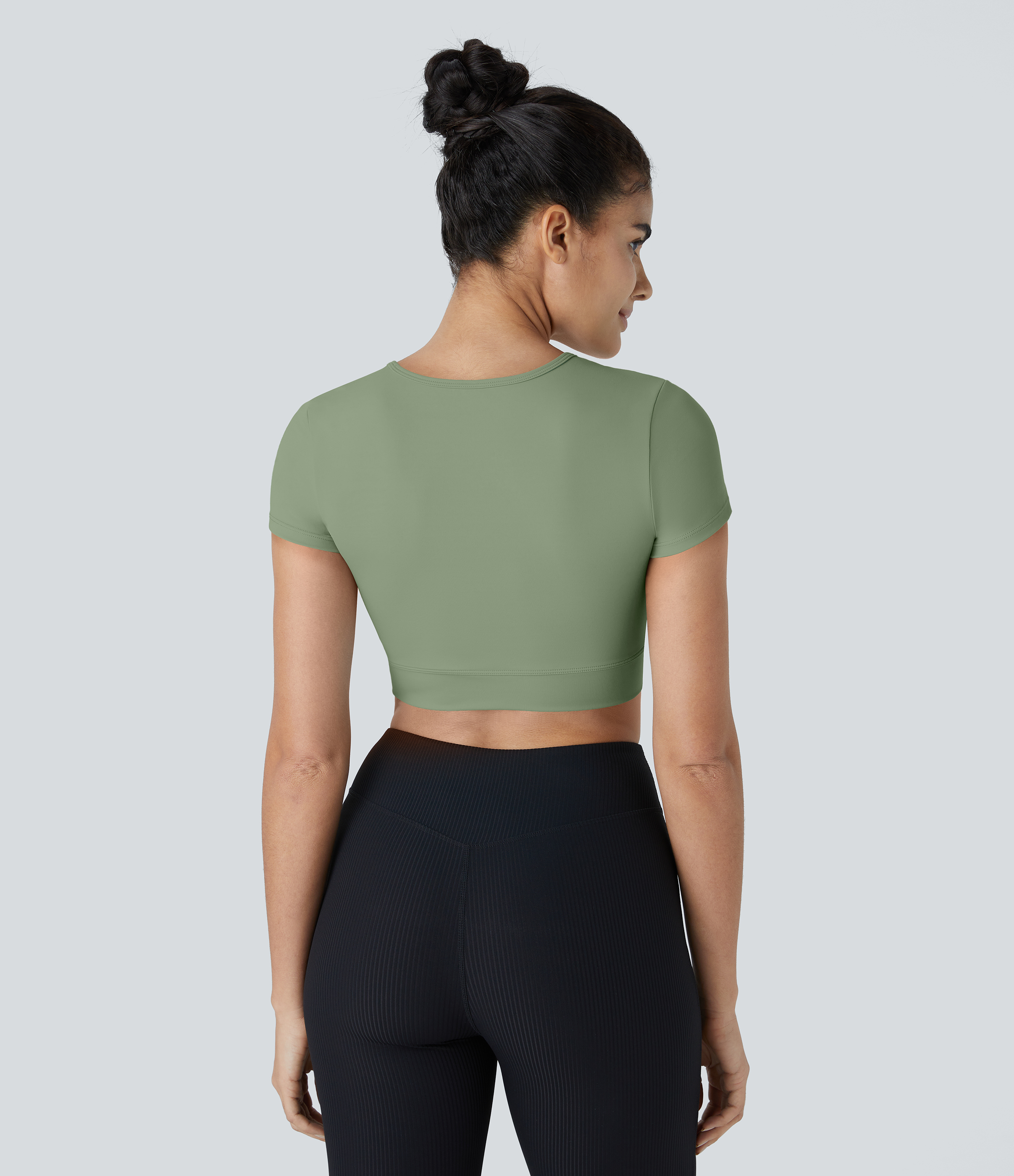 Halara Cloudfulв„ў Fabric Crossover Hem Cropped Sports Top  - Asparagus - S 