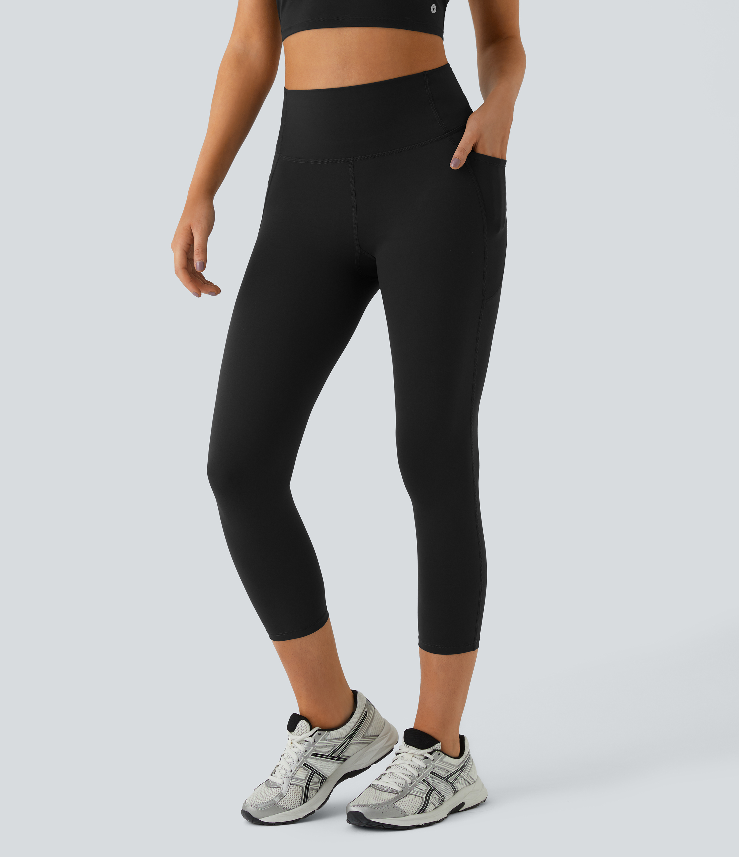 Halara SoCinched High Waisted Side Pocket Training Capri Leggings  - Black - XS gym leggings leggings with pockets leggings with butt lift 