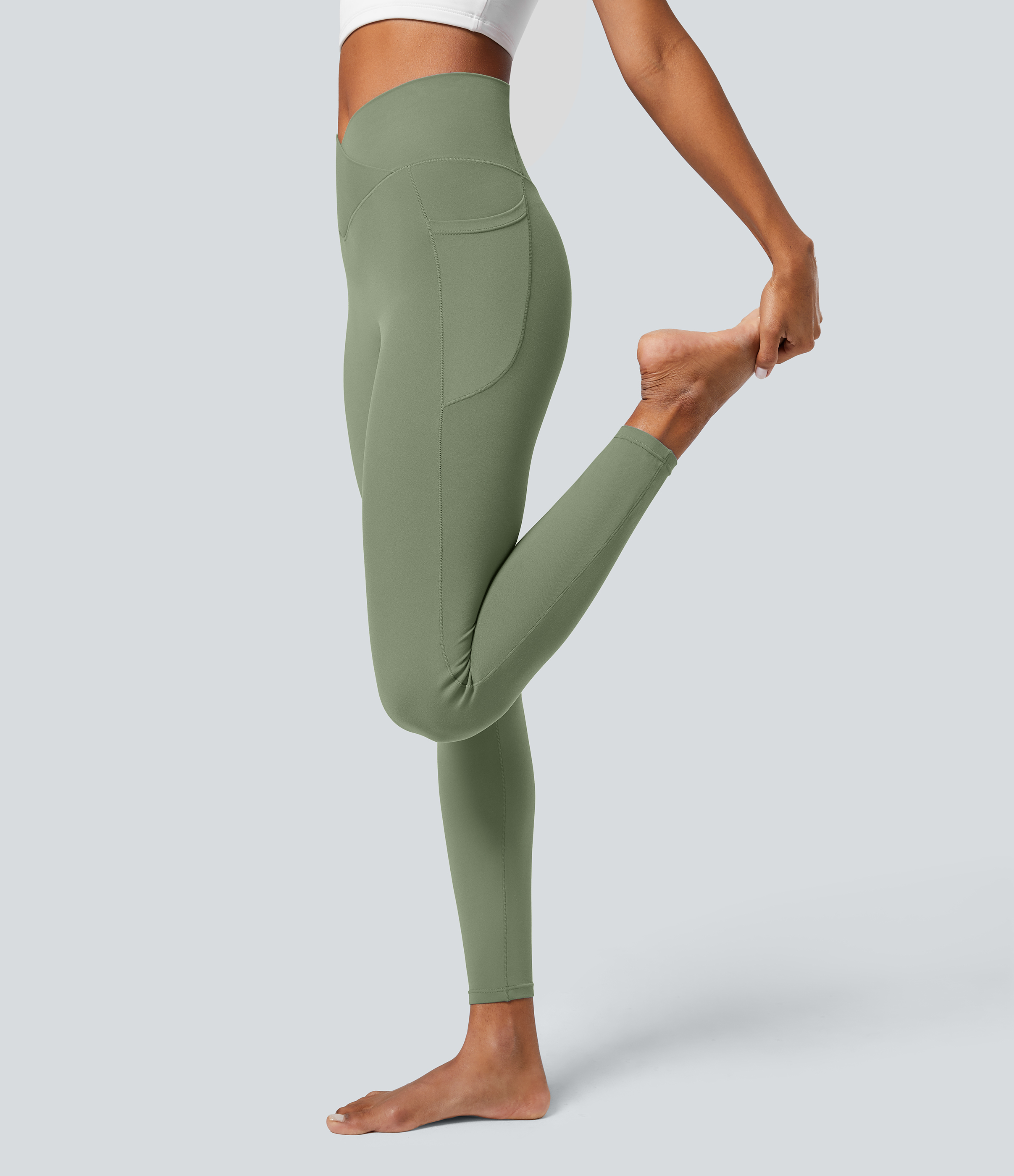 Halara CloudfulВ® Crossover Pocket Plain Leggings  - Loden Frost - M(full_length) gym leggings leggings with pockets leggings with butt lift 