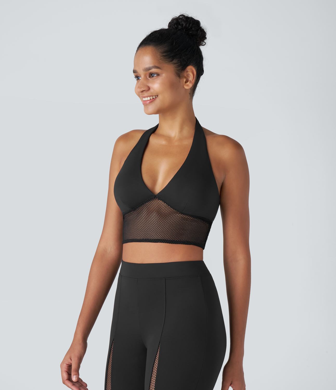 Halara Softlyzeroв„ў Plush Halter Backless Contrast Mesh Cropped Casual Sports Top-UPF50+  - Black - XL 