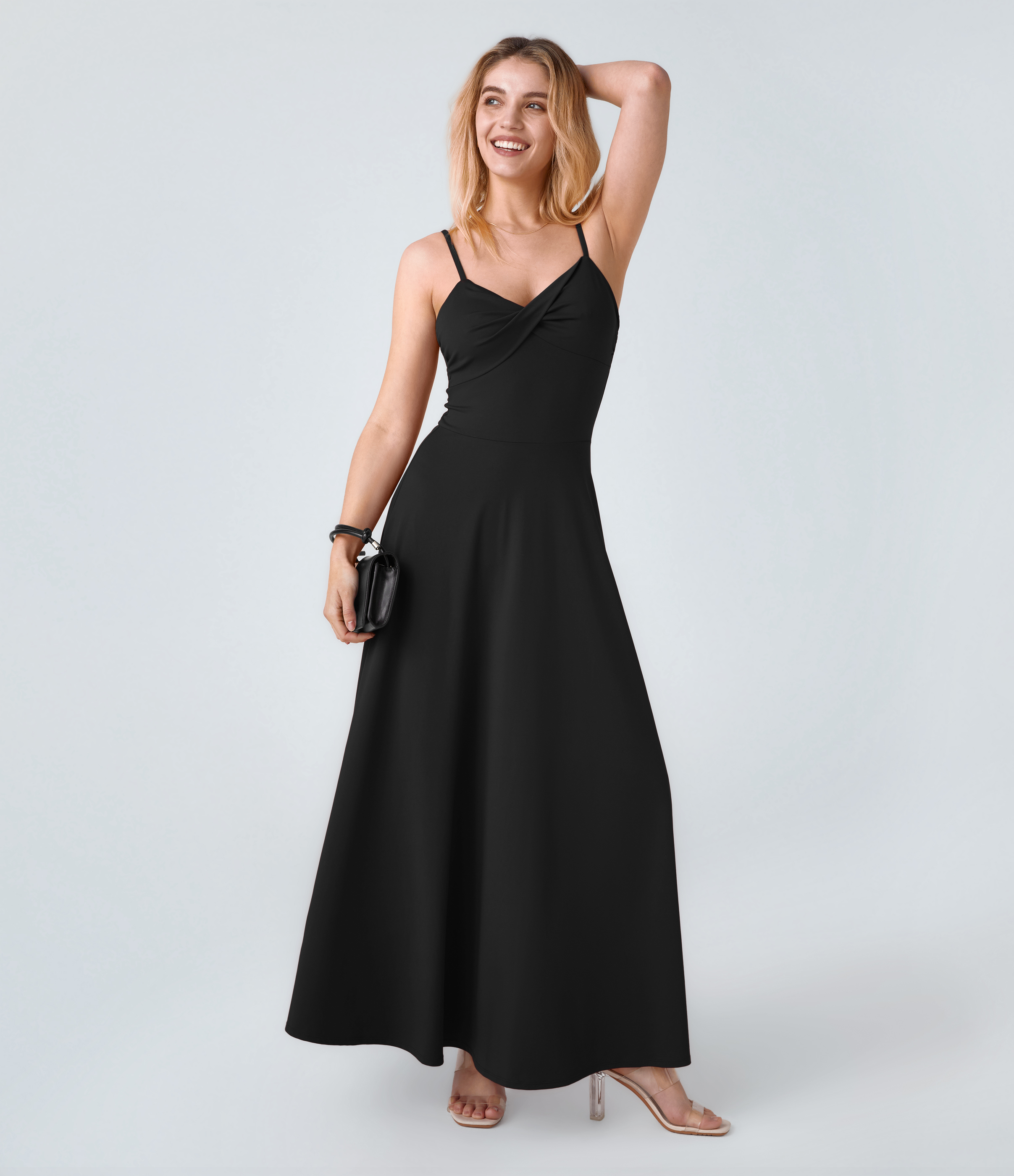 Vestido lencero maxi fluido con espalda en U y falda acampanada