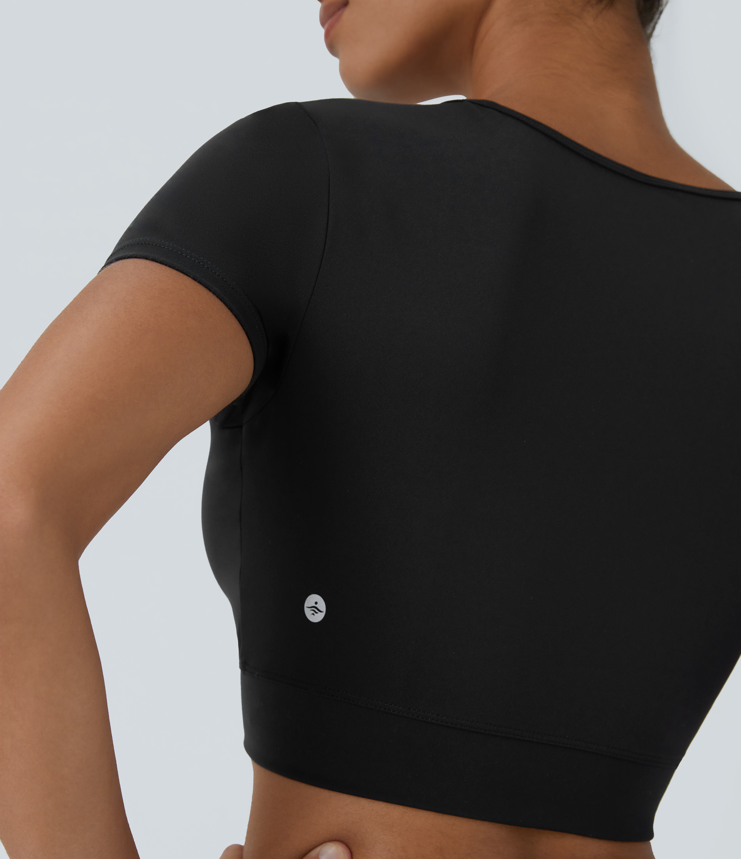 Halara In My Feels Cloudfulв„ў Fabric Crossover Hem Cropped Sports Top  - Black - M 