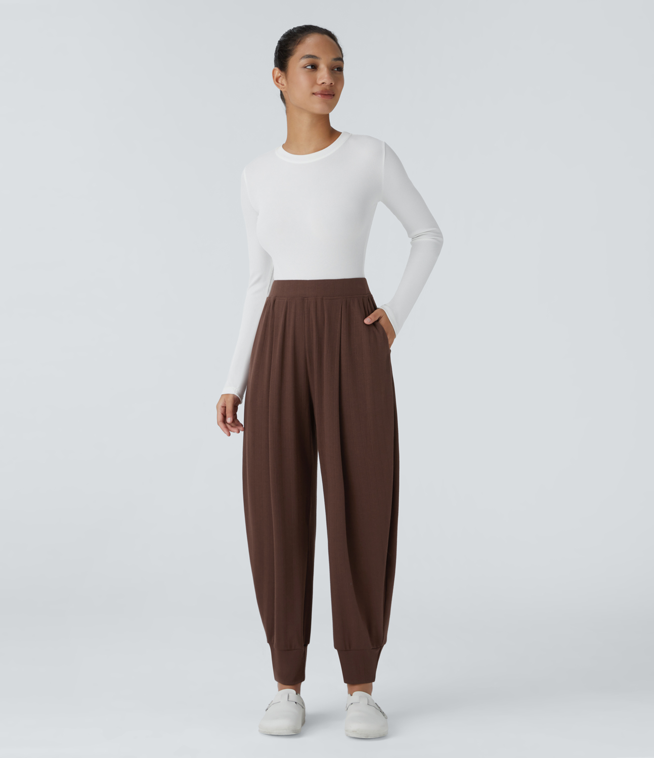 Halara Ribbed Knit High Waisted Plicated Side Pocket Casual Joggers  - Chocolate Fondant - S(regular) 
