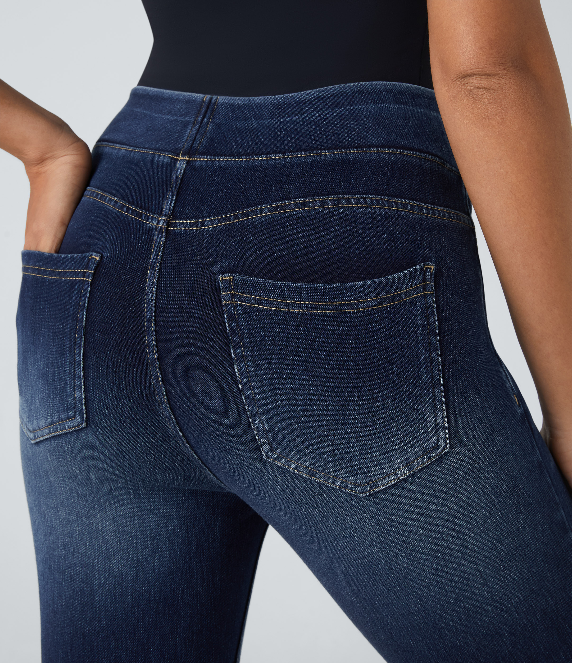 Halara HalaraMagicв„ў High Waisted Back Pocket Stretchy Knit Denim Casual 7/8 Leggings  - Denim Lake Blue - XL 