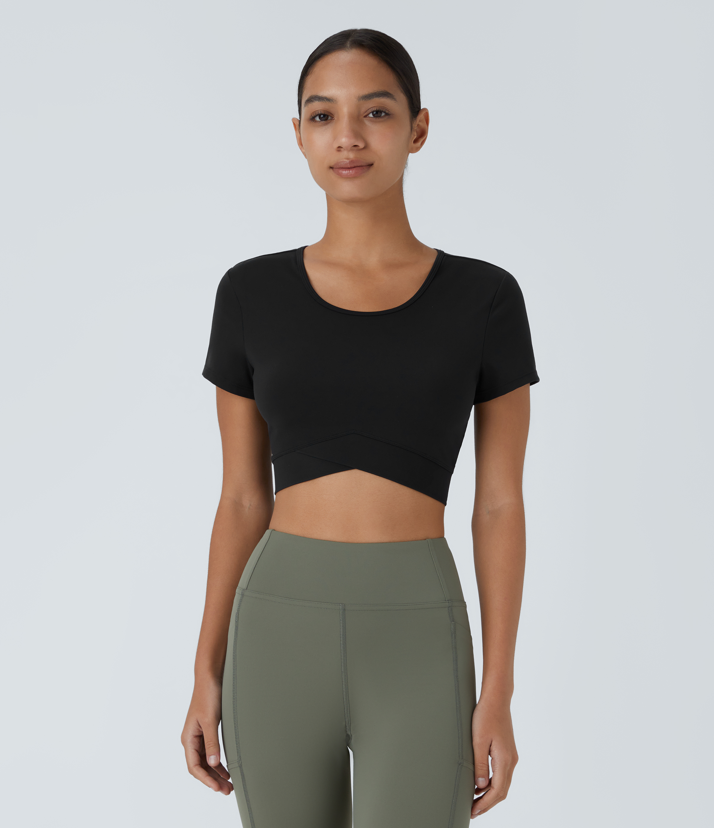 Halara In My Feels Cloudfulв„ў Fabric Crossover Hem Cropped Sports Top  - Black - M 