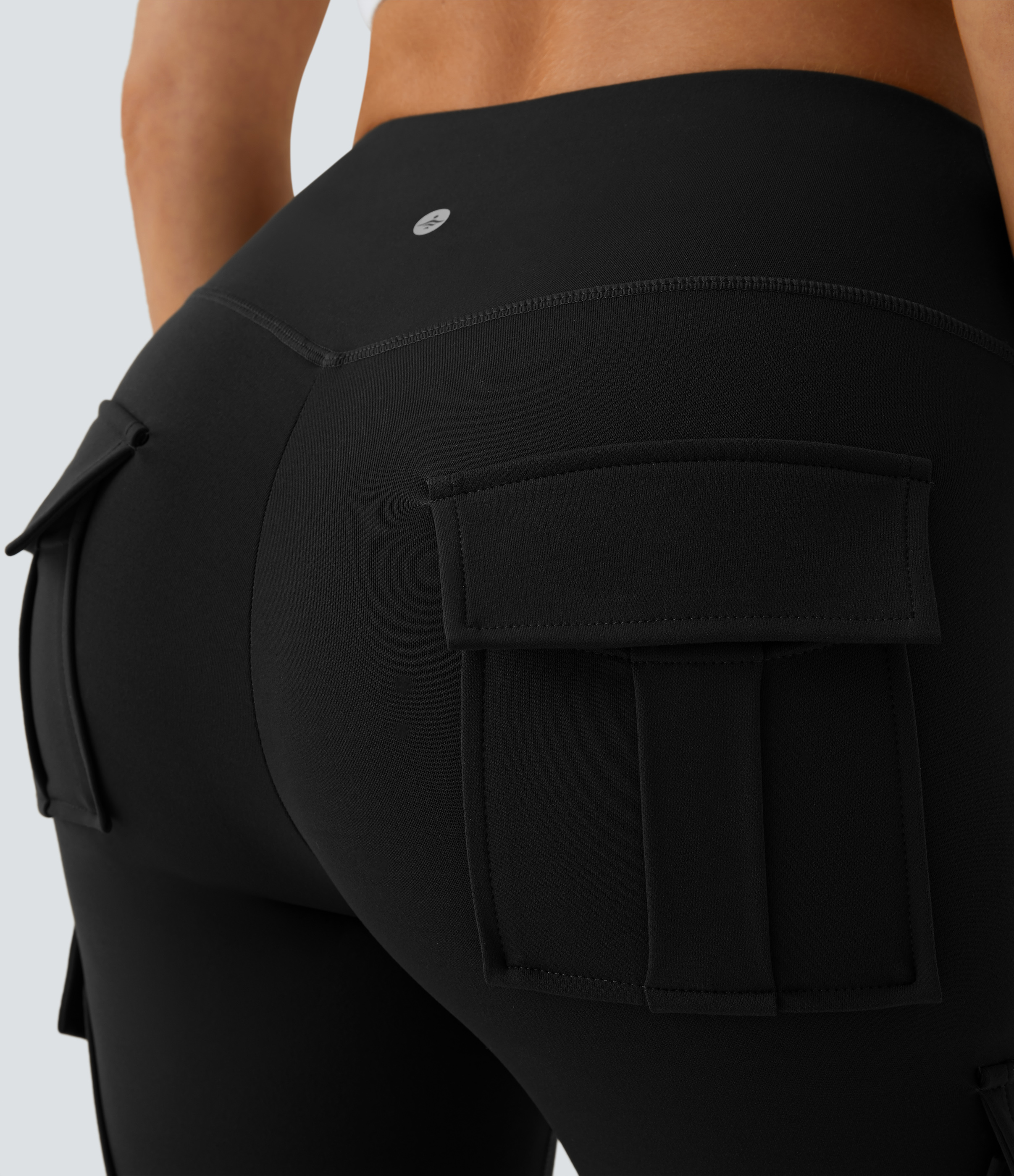 Halara High Waisted Cargo Pocket Skinny Yoga 7/8 Leggings  - Black - XS gym leggings leggings with pockets leggings with butt lift 