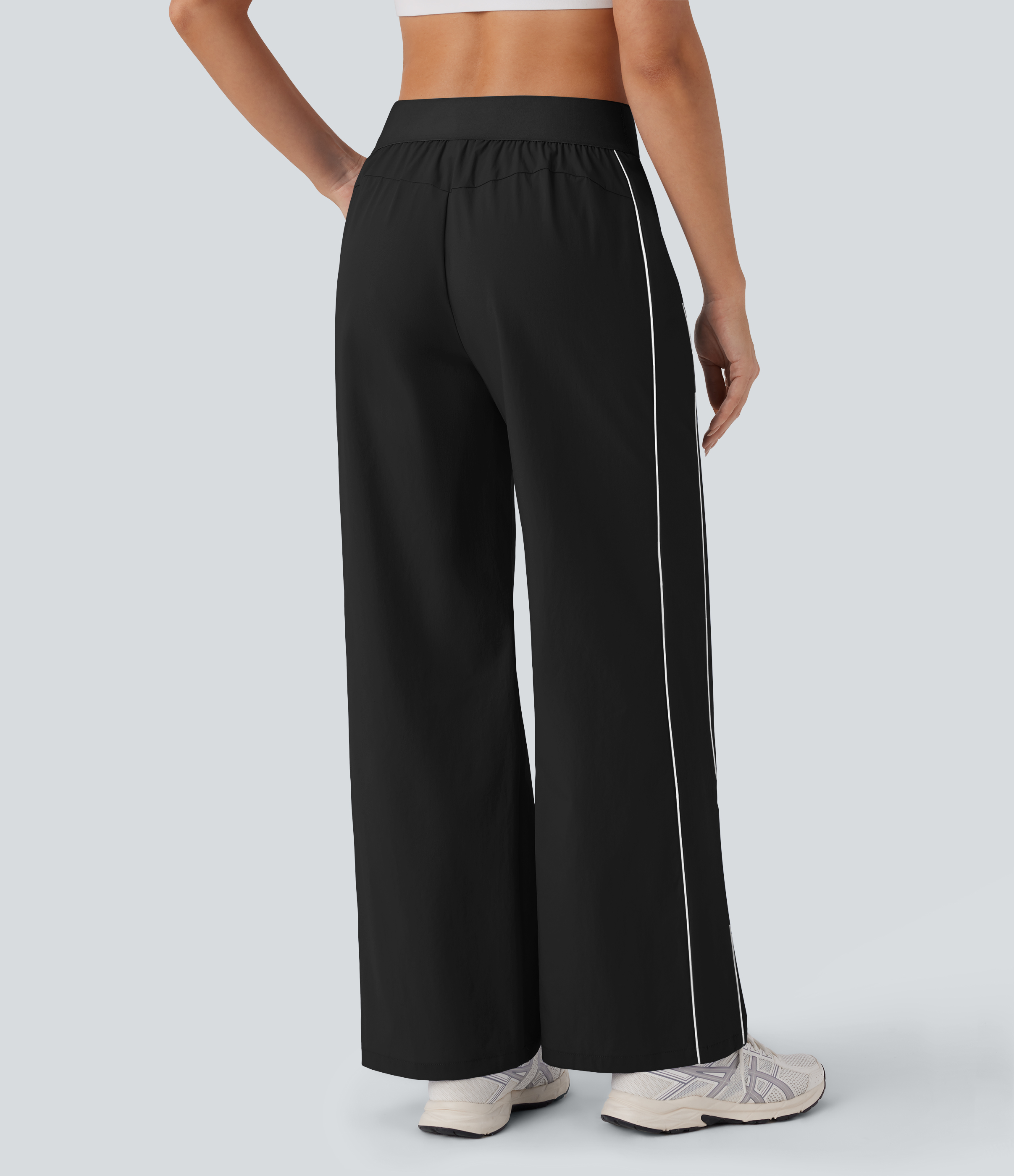 Halara Water Repellent Wear-Resistant Reflective Mid Rise Side Pocket Straight Leg Yoga Pants  - Black - L(regular) 