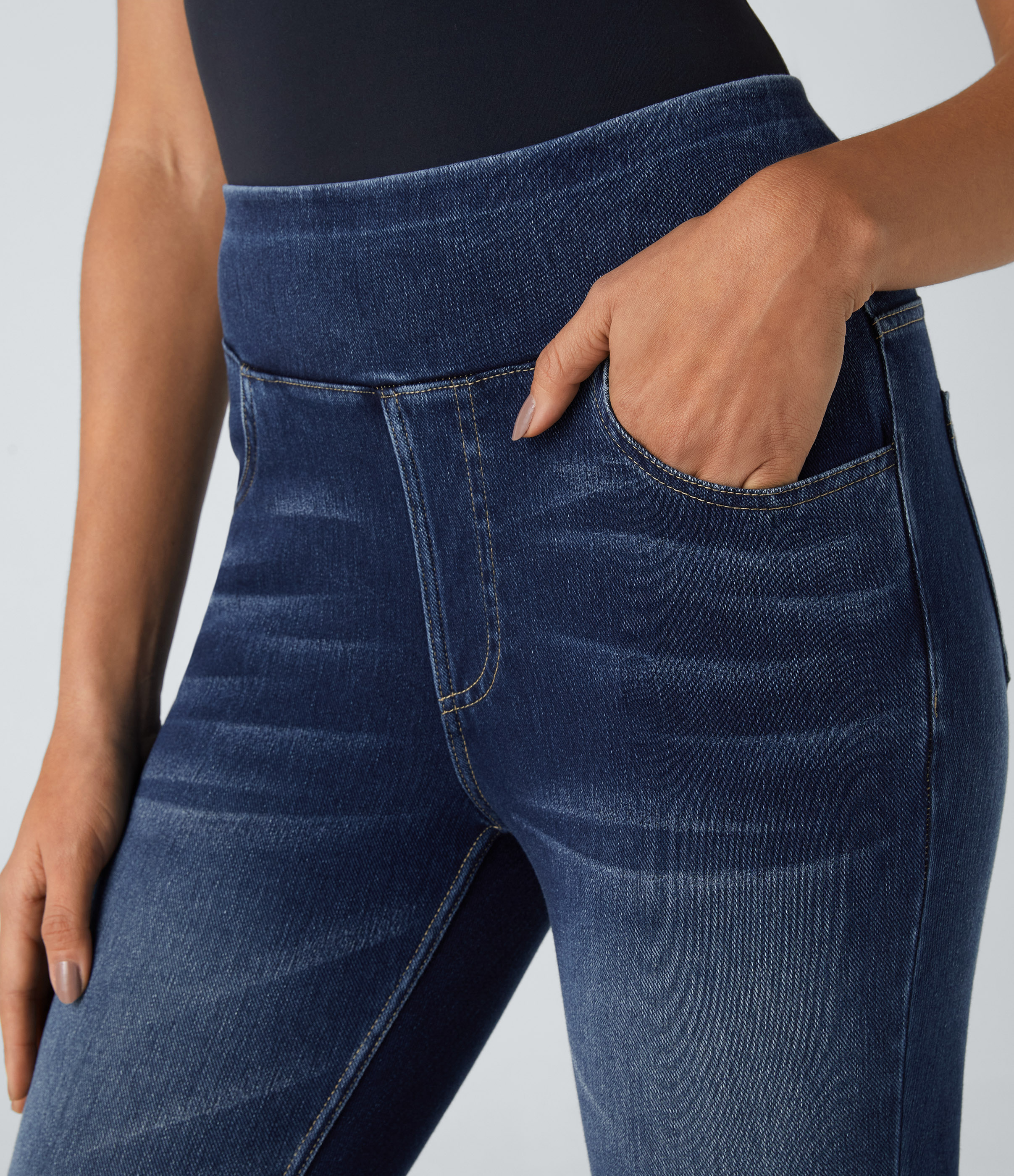 Halara HalaraMagicв„ў High Waisted Back Pocket Stretchy Knit Denim Casual 7/8 Leggings  - Denim Lake Blue - XL 