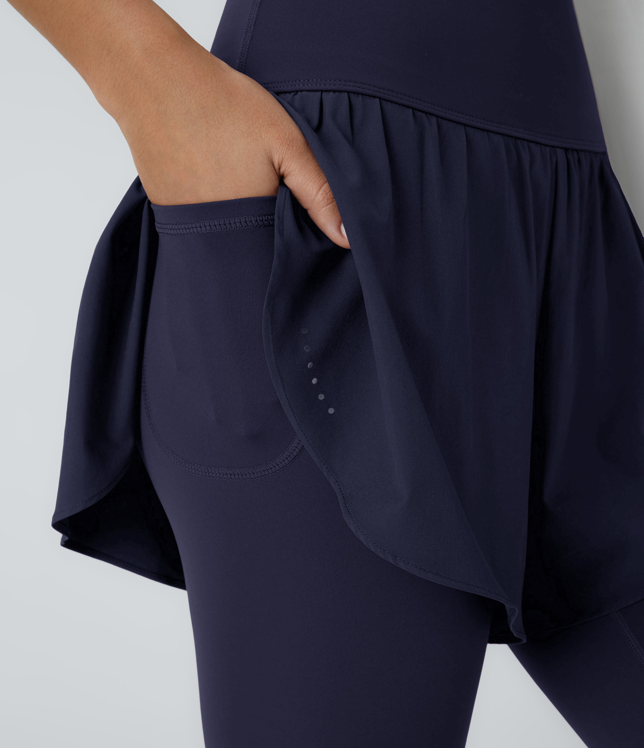 Halara Breezefulв„ў High Waisted Reflective Dots Side Pocket 2-in-1 7/8 Quick Dry Training Leggings  - Peacoat - S(7/8) gym leggings 
