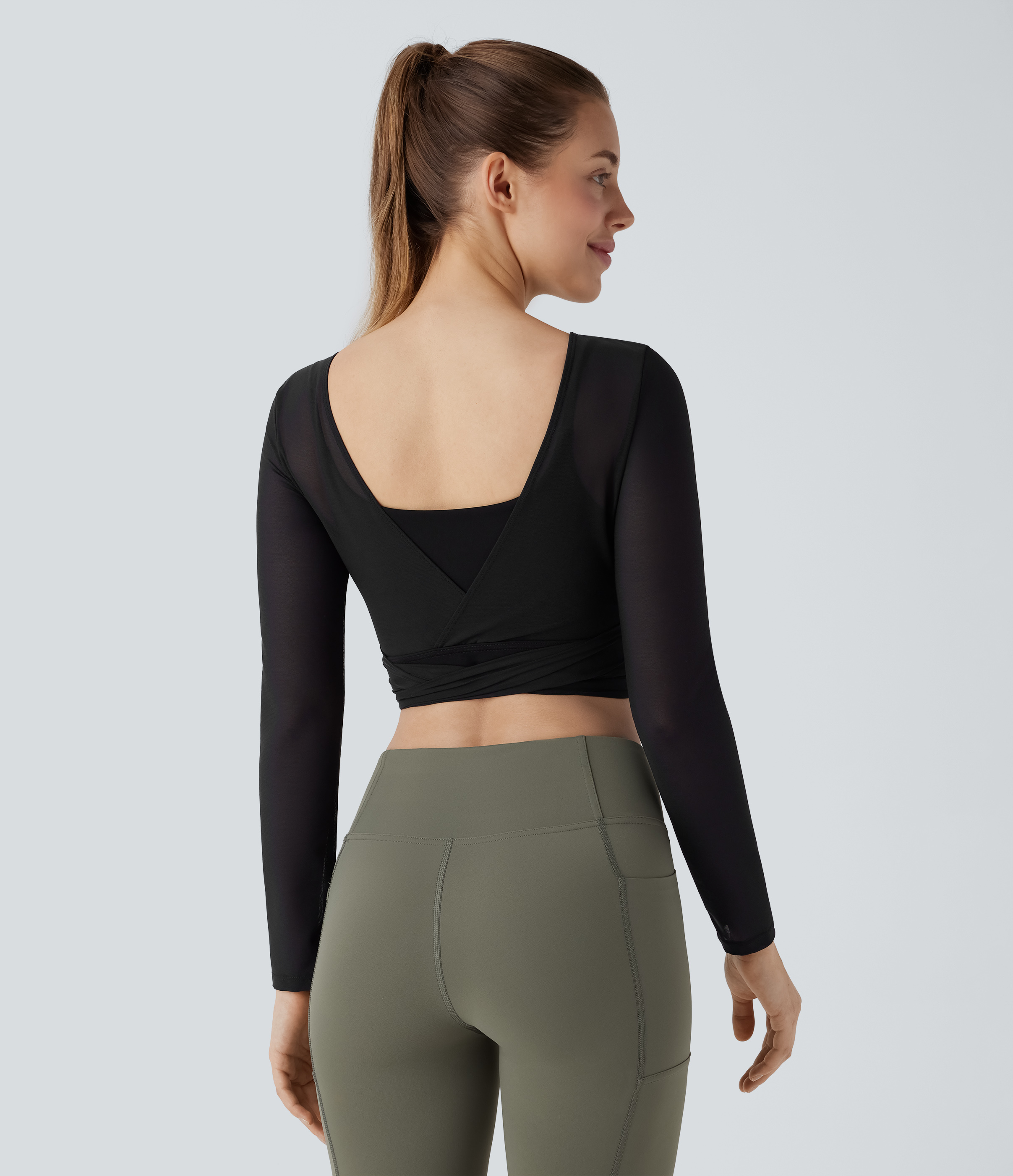 Halara Softlyzeroв„ў Airy Backless Tie Side Contrast Mesh Cropped Cool Touch Yoga Sports Top  - Black - S 