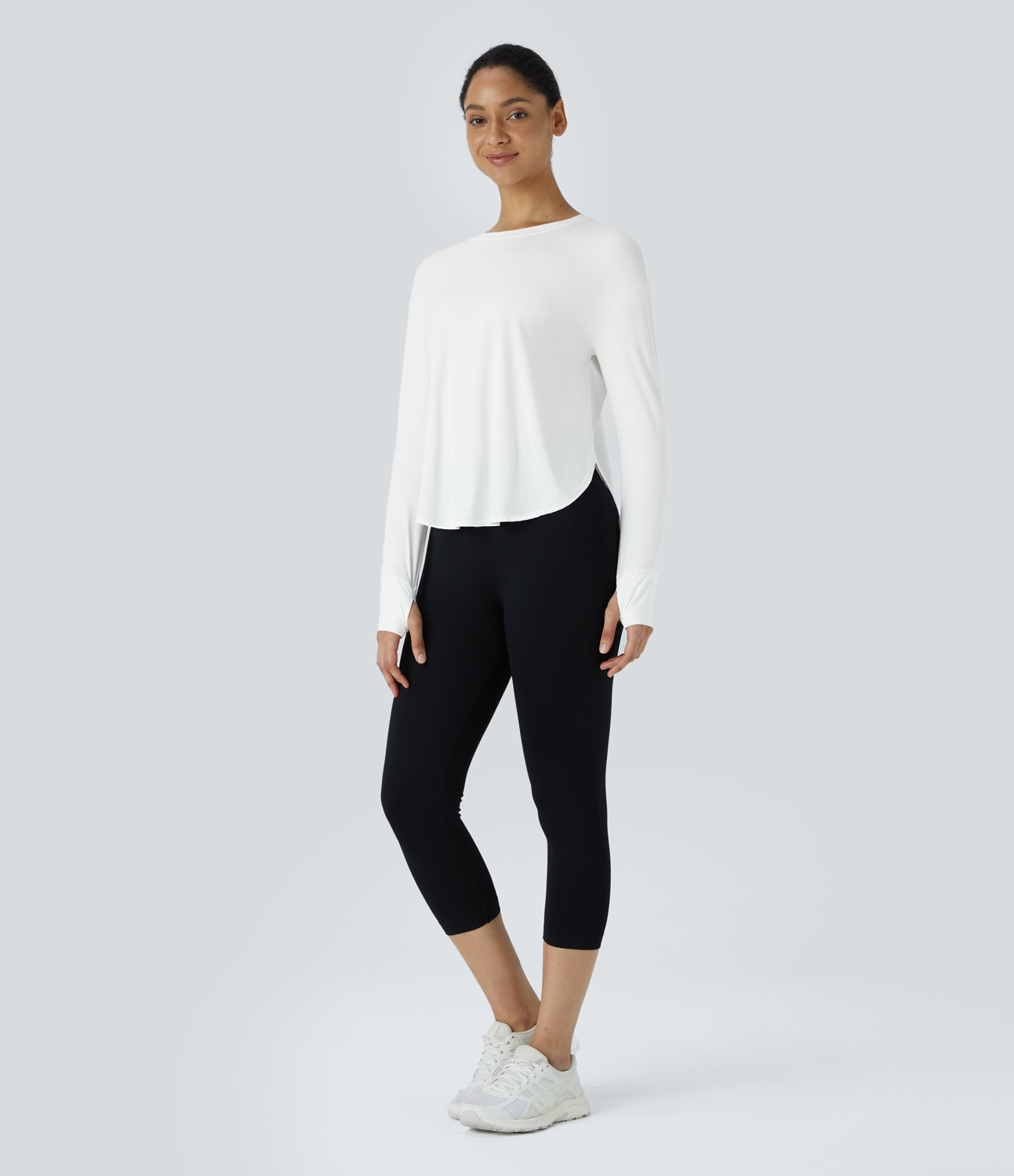 Halara Round Neck Thumb Hole Plicated Curved Hem Yoga Sports Top  - Jasmine White - M 