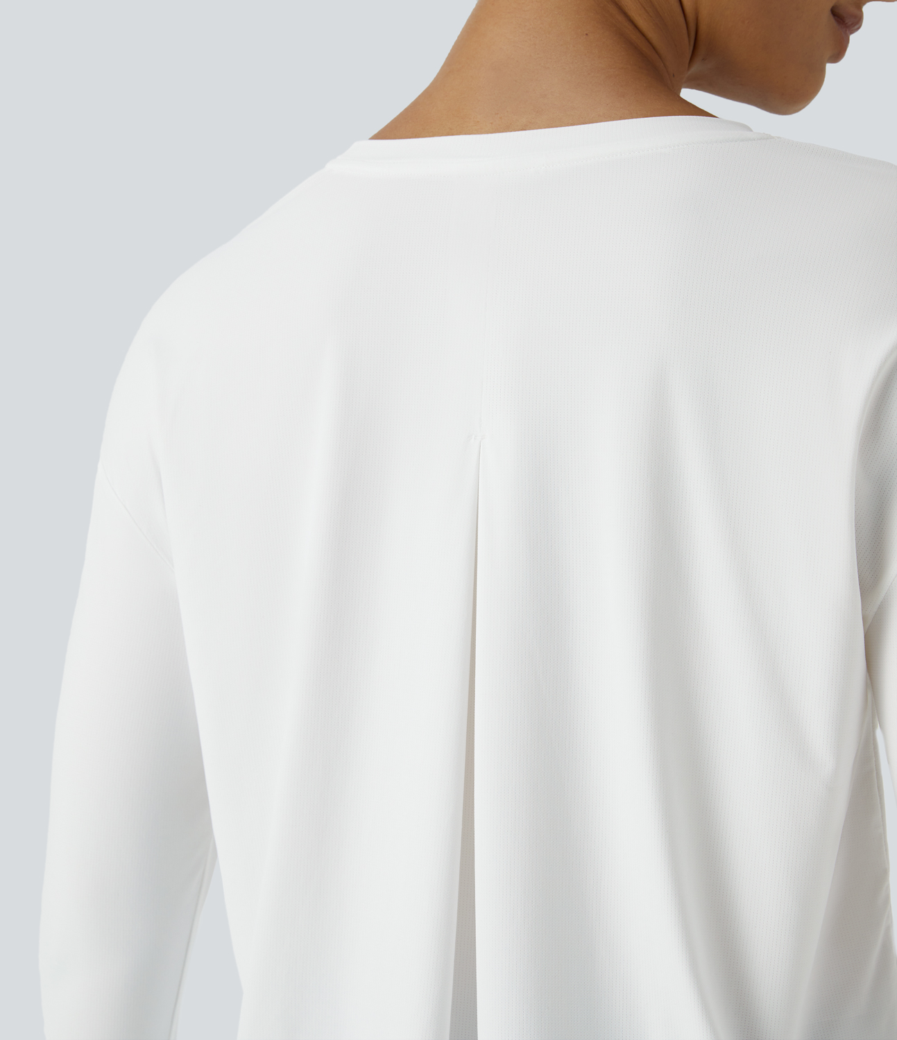 Halara Round Neck Thumb Hole Plicated Curved Hem Yoga Sports Top  - Jasmine White - M 