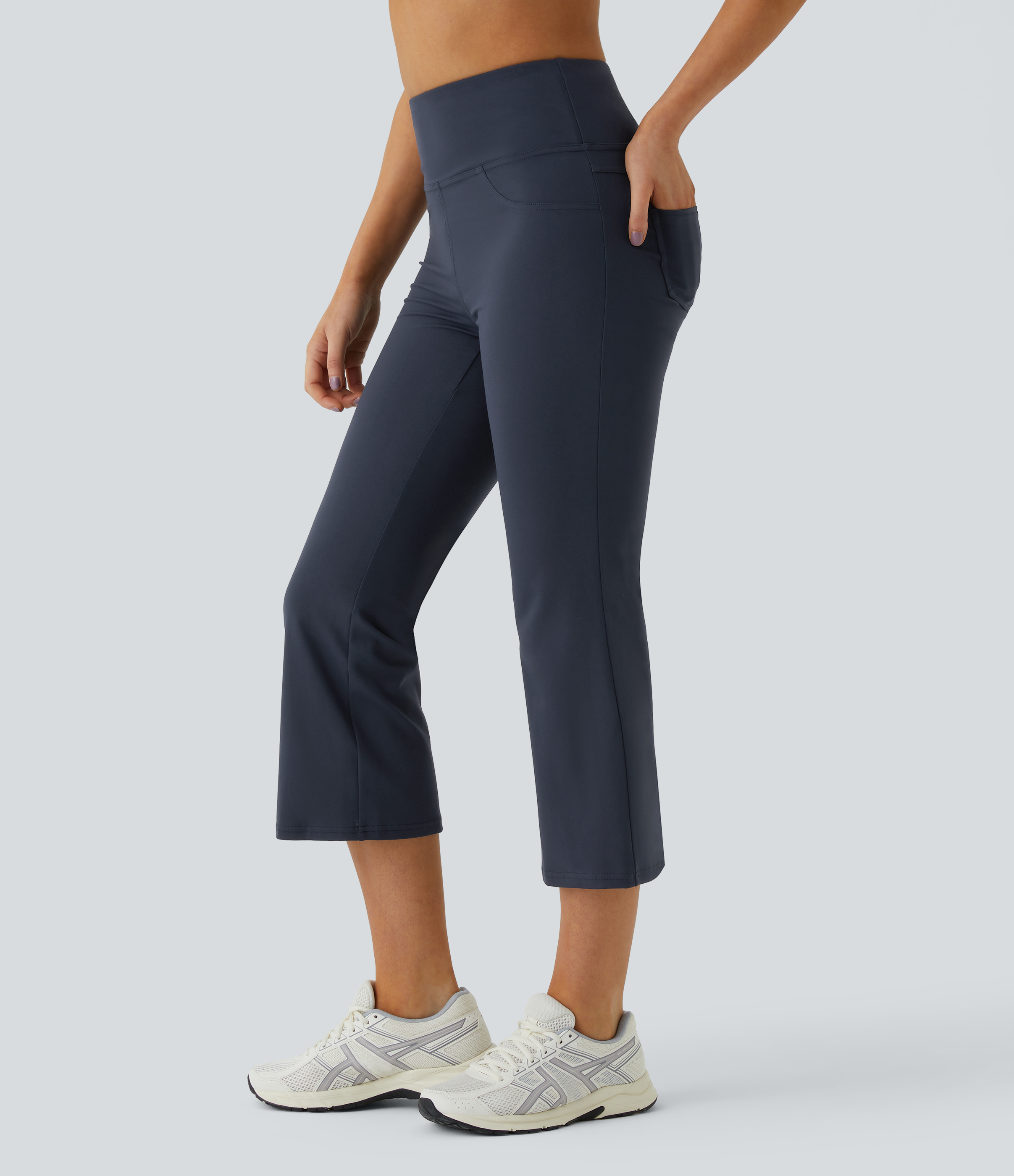 Halara High Waisted Back Pocket Capri Flare Yoga Leggings  - Midnight Blue - XS(regular) gym leggings leggings with pockets 