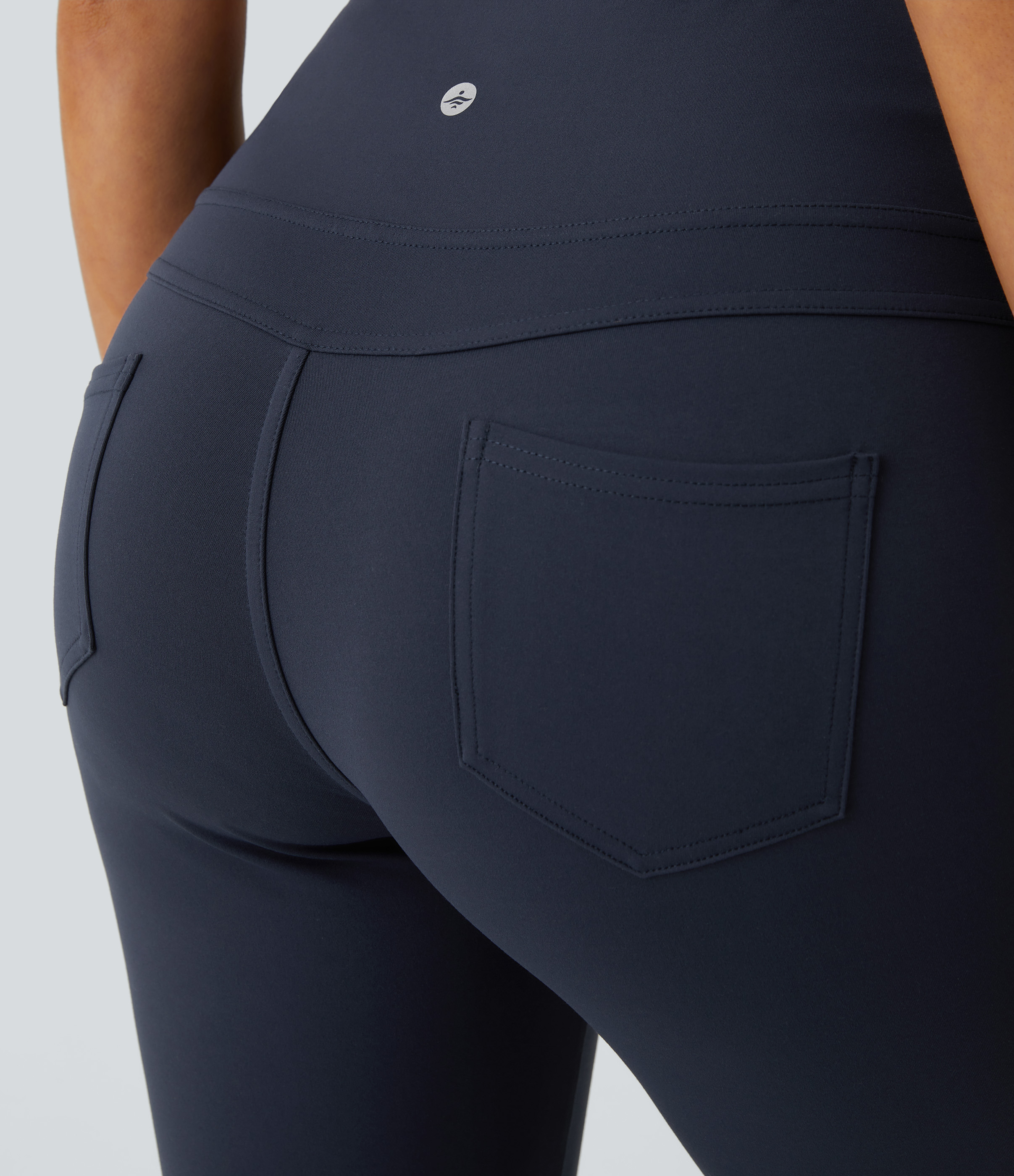 Halara High Waisted Back Pocket Capri Flare Yoga Leggings  - Midnight Blue - XS(regular) gym leggings leggings with pockets 