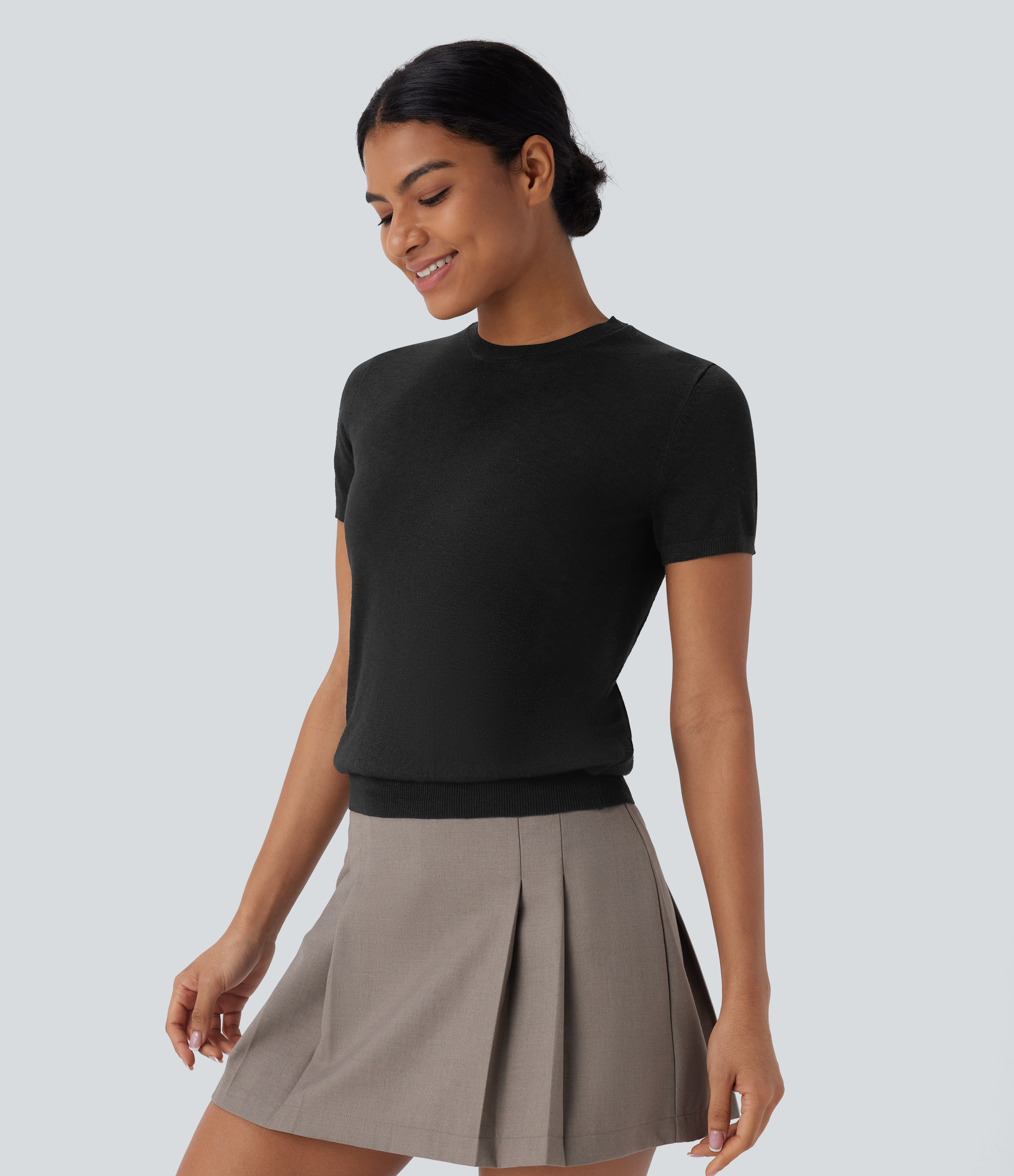 Halara Round Neck Short Sleeve Basic Casual Sweater  - Black - M 