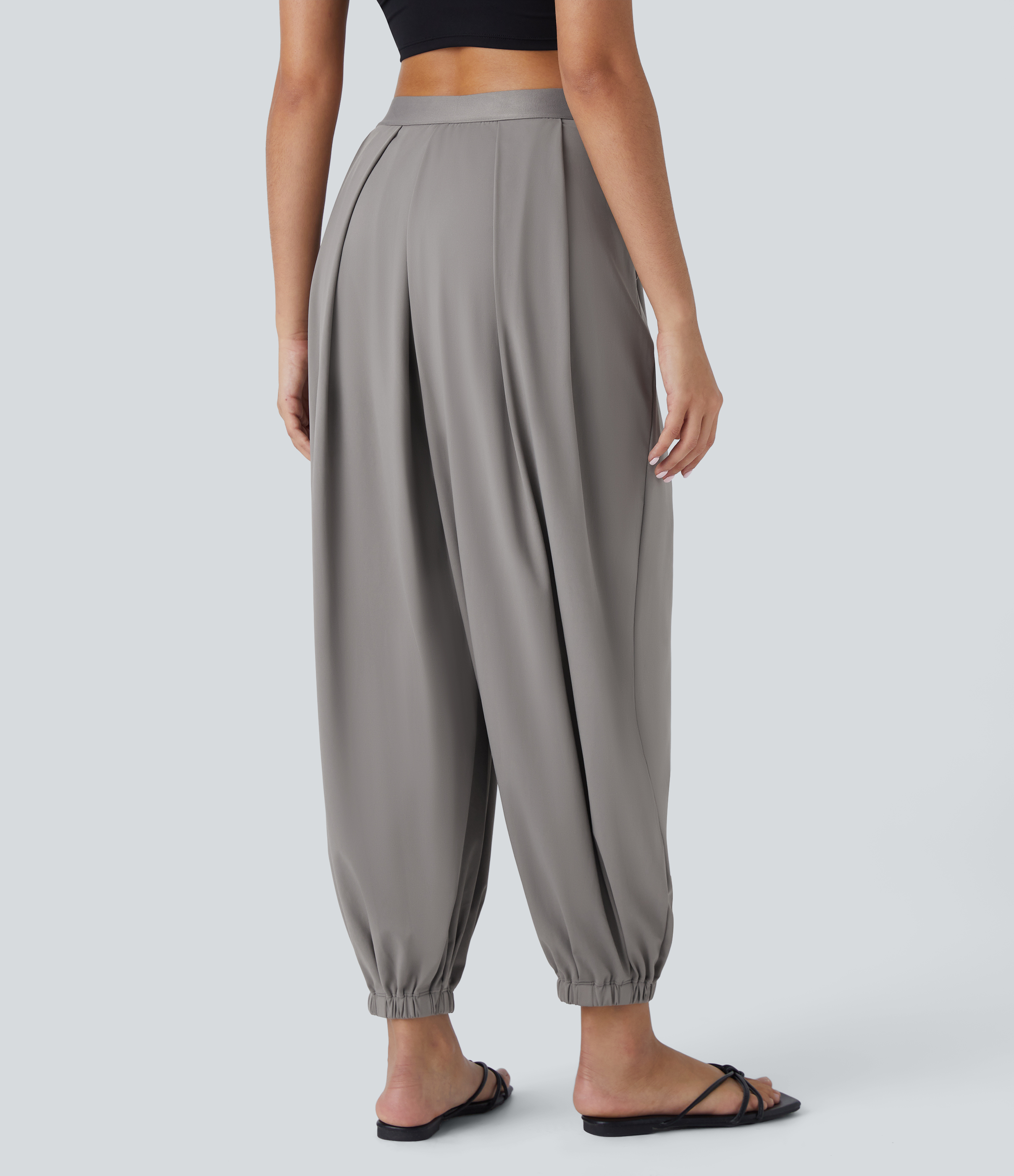 Halara Mid Rise Side Pocket Plicated Relax Resort Joggers  - Steeple Gray - XS(regular) 
