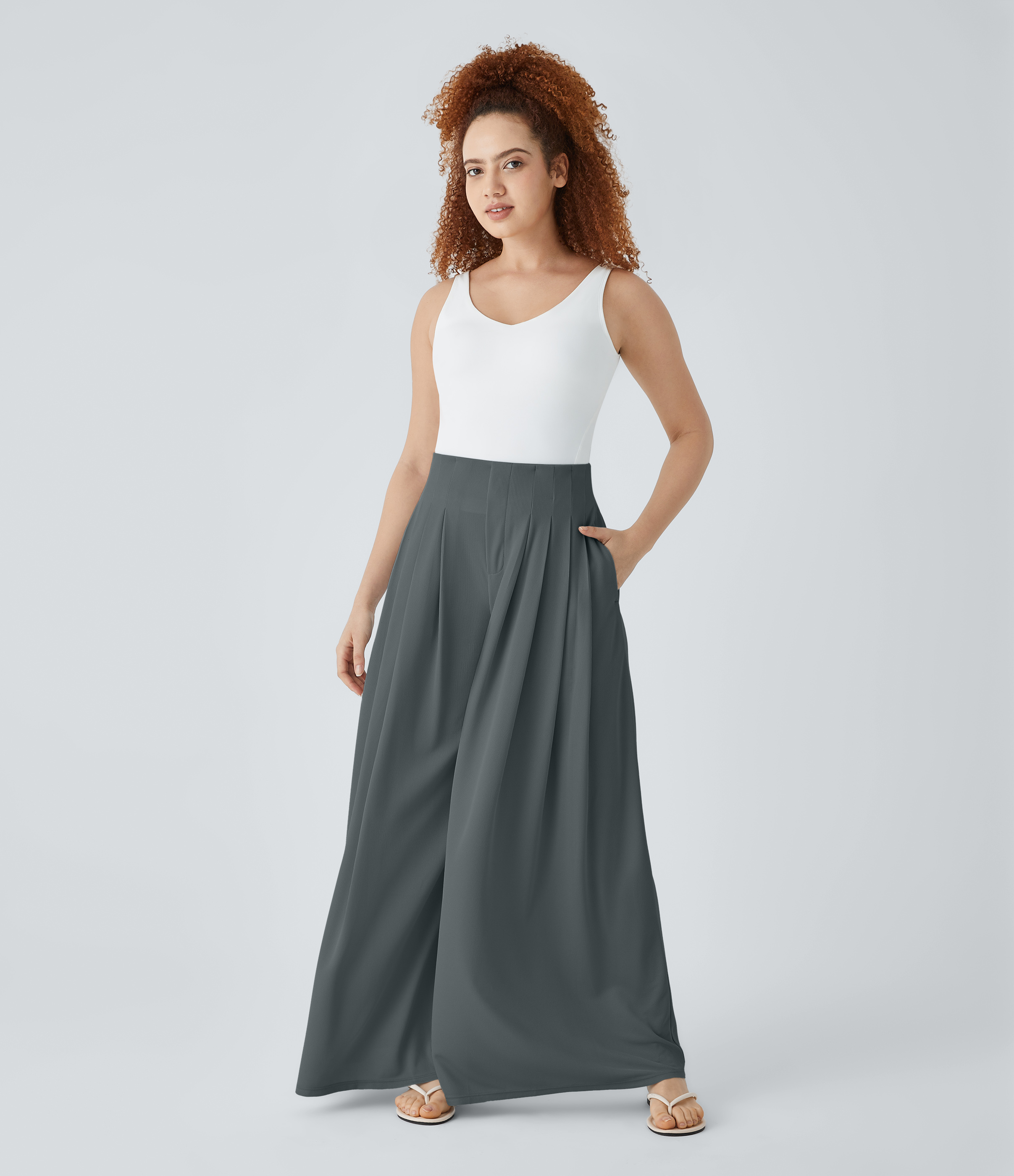 Halara High Waisted Pleated Side Pocket Flowy Wide Leg Palazzo Waffle Casual Pants  - Hurricane Grey - L(regular) sweatpants jogger pants 