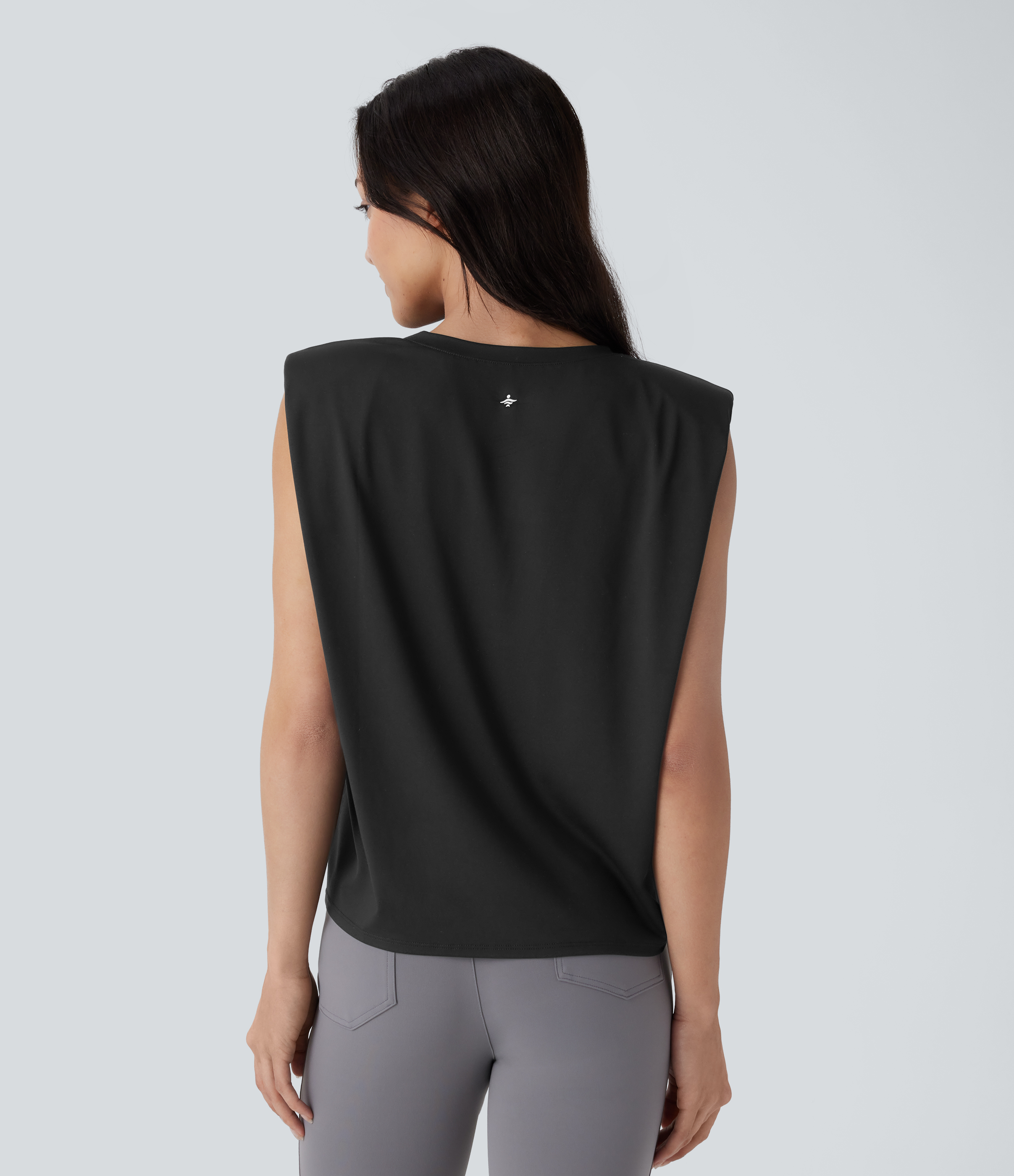 Halara Round Neck Shoulder Pads Sleeveless Work Top Tank Top - Black - S golf tops halter top tunic tops sleeveless tops backless top 