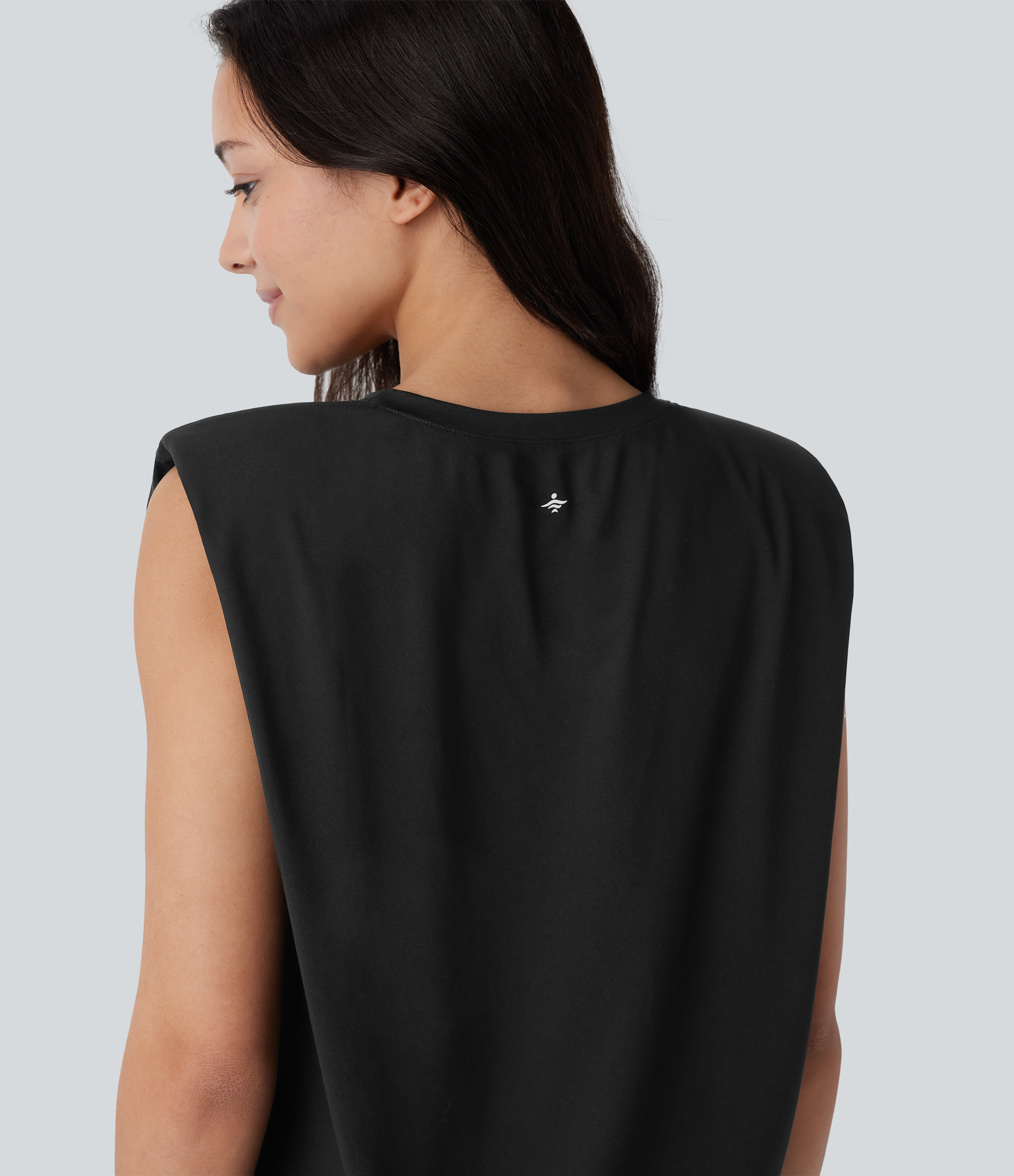 Halara Round Neck Shoulder Pads Sleeveless Work Top Tank Top - Black - S golf tops halter top tunic tops sleeveless tops backless top 