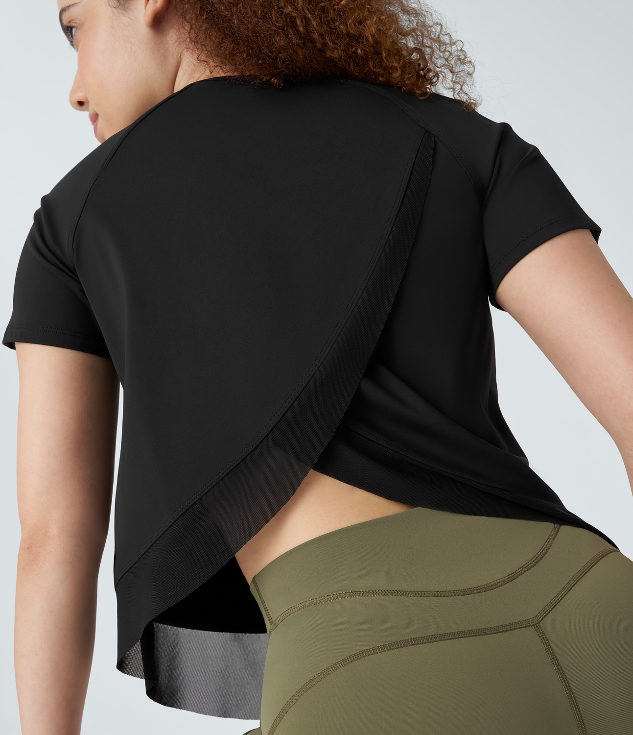 Halara Contrast Mesh Crossover Hem Yoga Sports Top  - Black - XS 