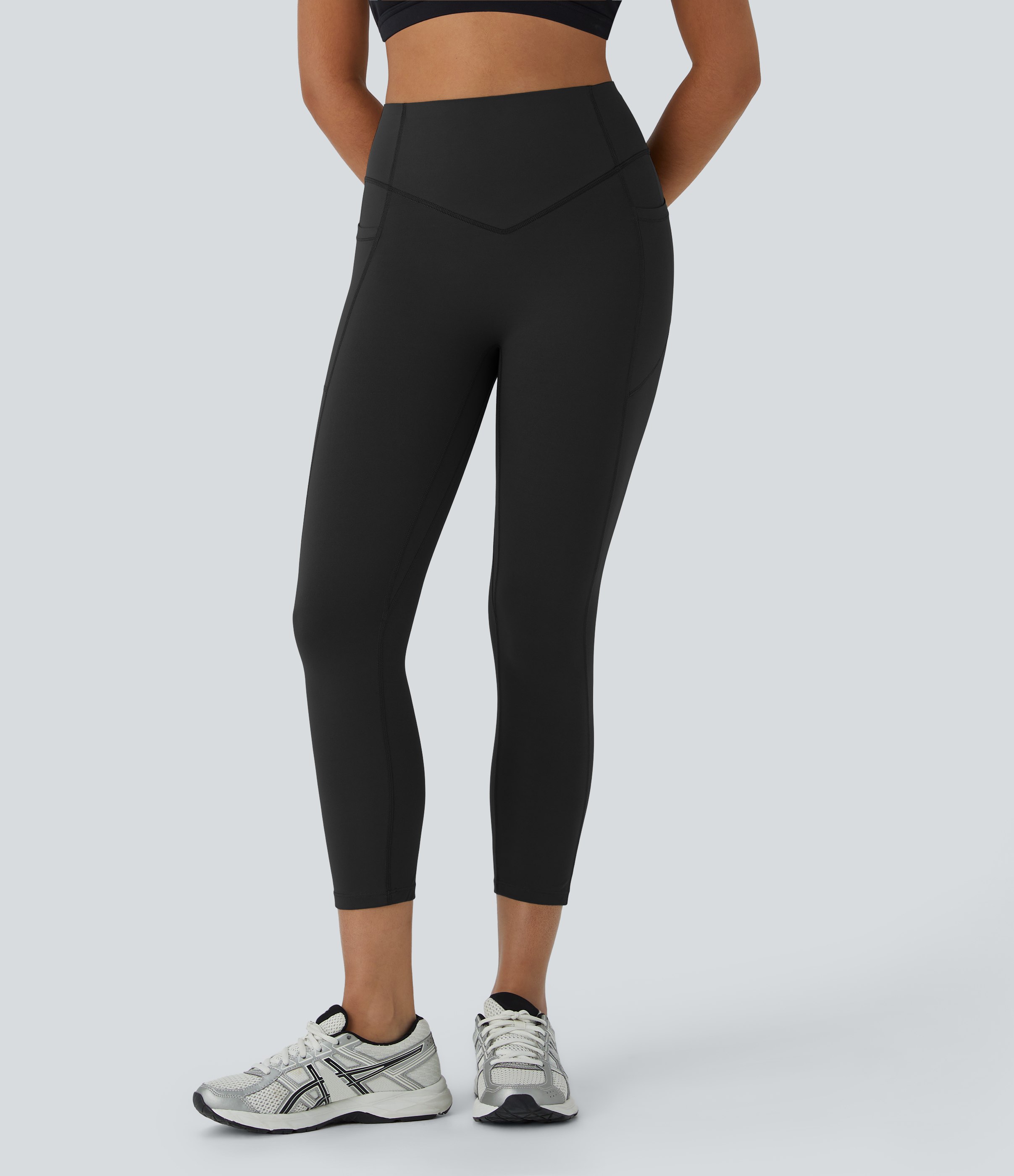 Halara SoCinched High Waisted Butt Lifting Tummy Control Side Pocket Shaping Capri Training UltraSculpt Leggings  - Black - S gym leggings 