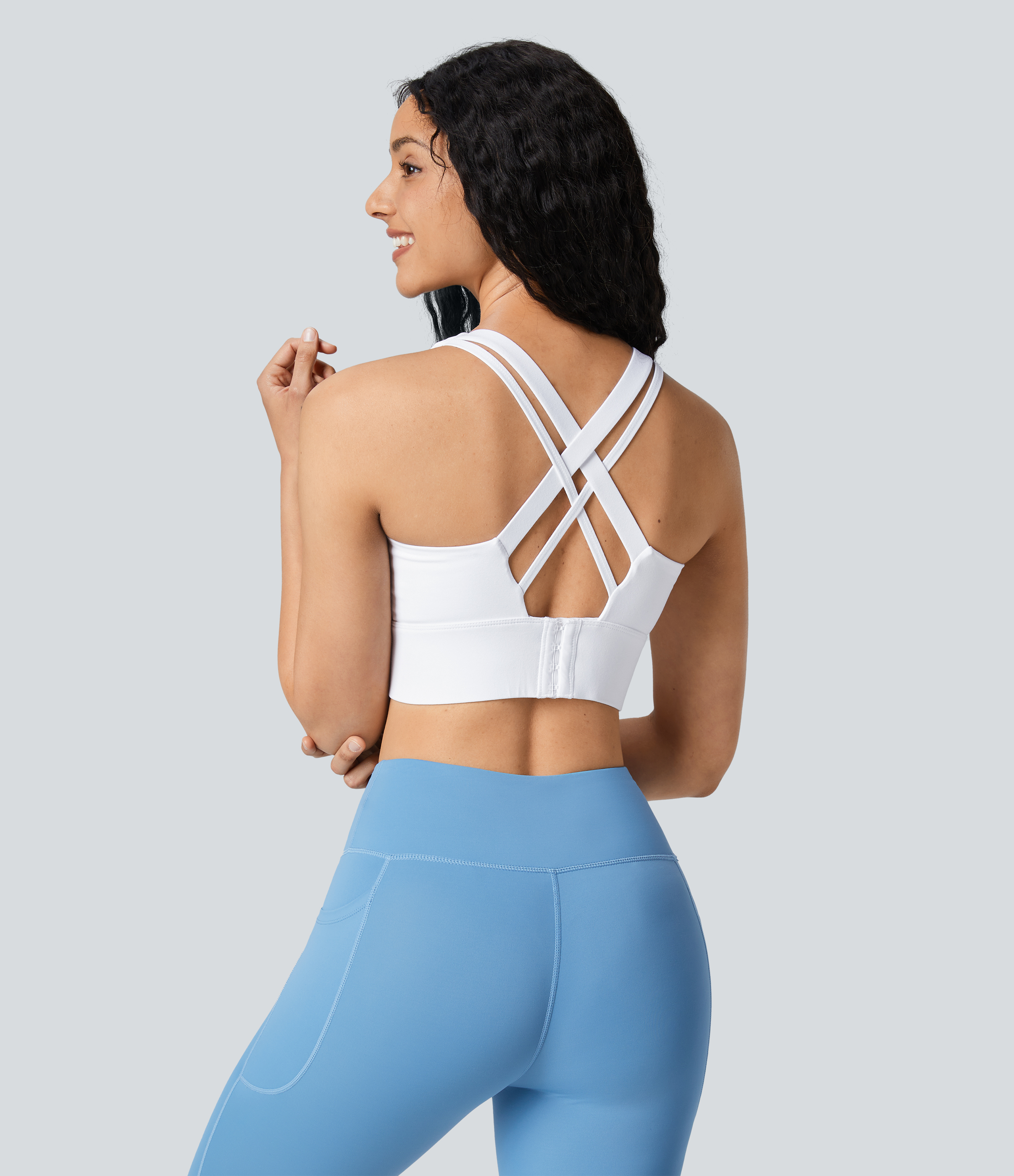 Halara Medium Support U Neck Backless Crisscross Adjustable Hook Running Sports Bra  - White - S push up bra strapless bra backless bra 