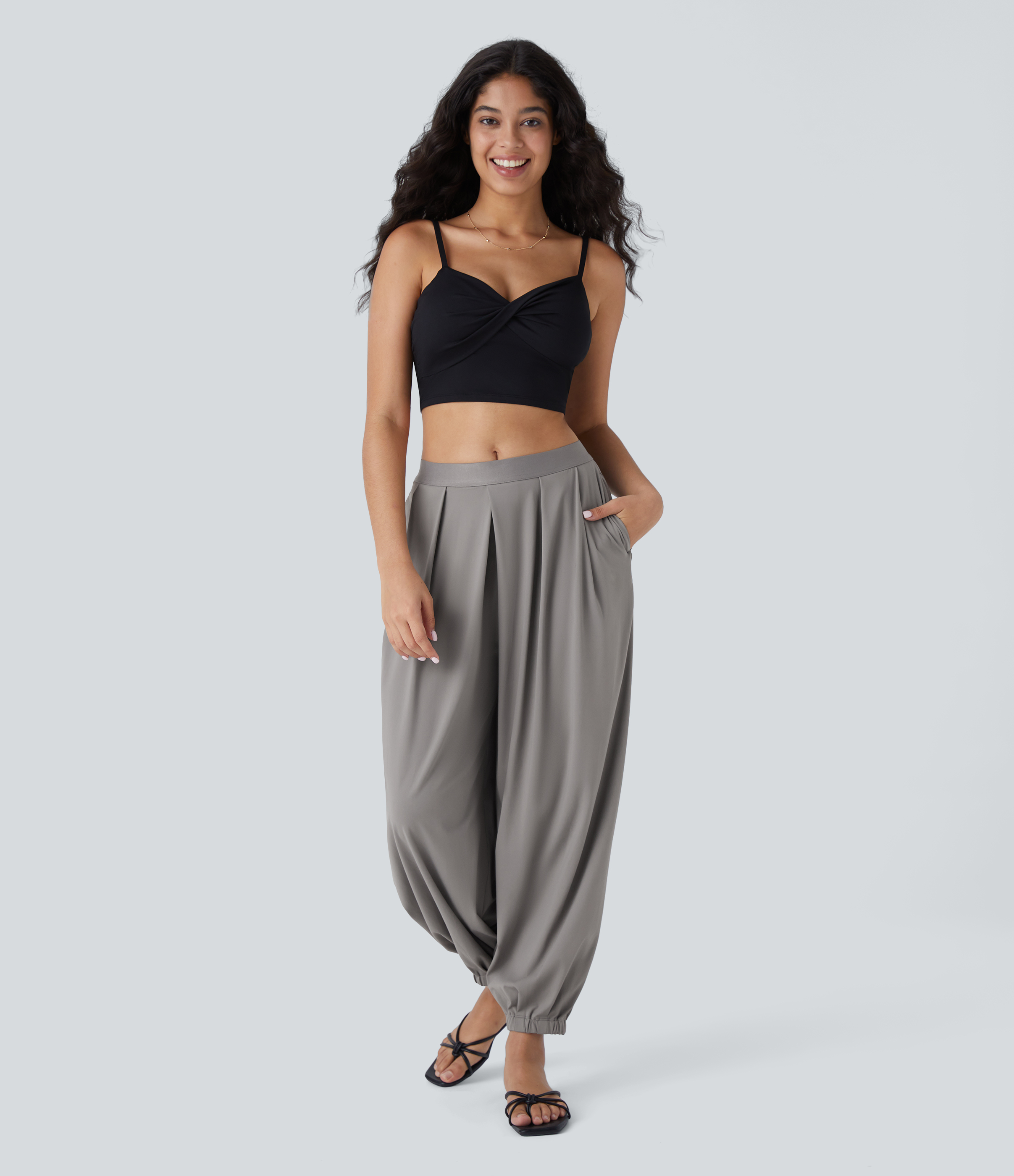 Halara Mid Rise Side Pocket Plicated Relax Resort Joggers  - Steeple Gray - XS(regular) 