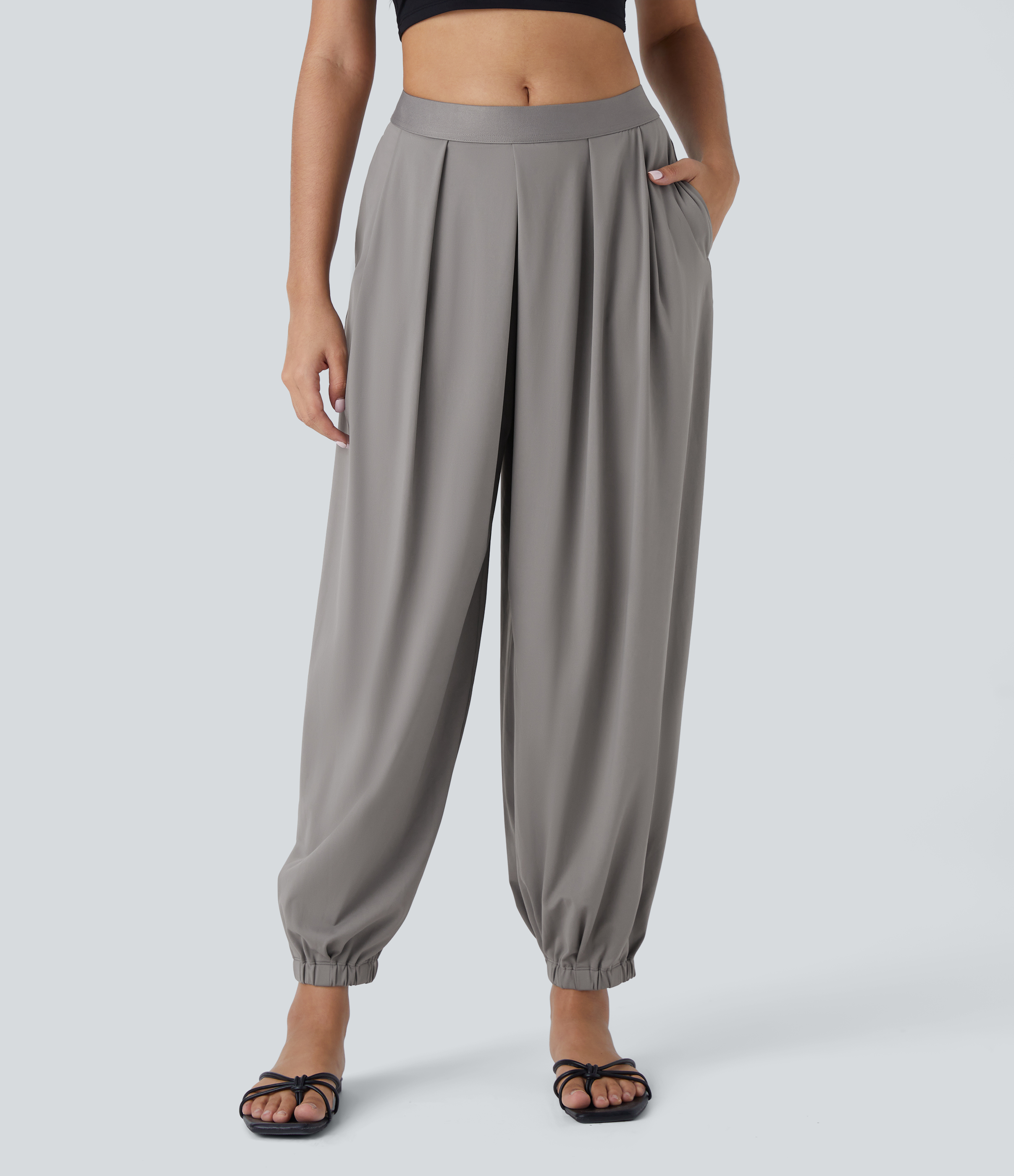 Halara Mid Rise Side Pocket Plicated Relax Resort Joggers  - Steeple Gray - XS(regular) 