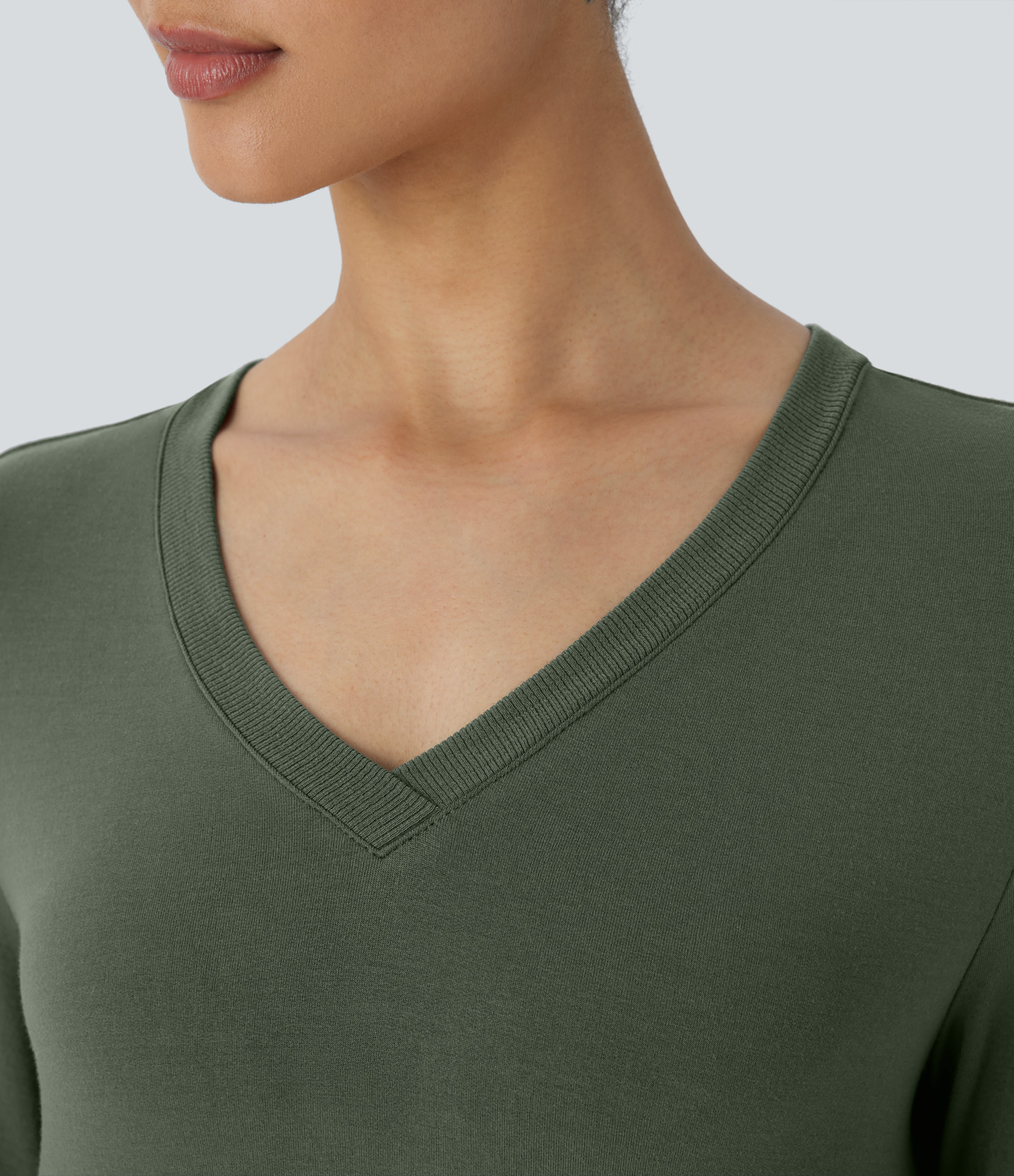 Halara V Neck Thumb Hole Split Ribbed Hem Fleece Lounge Sweatshirt  - Thyme - XL 
