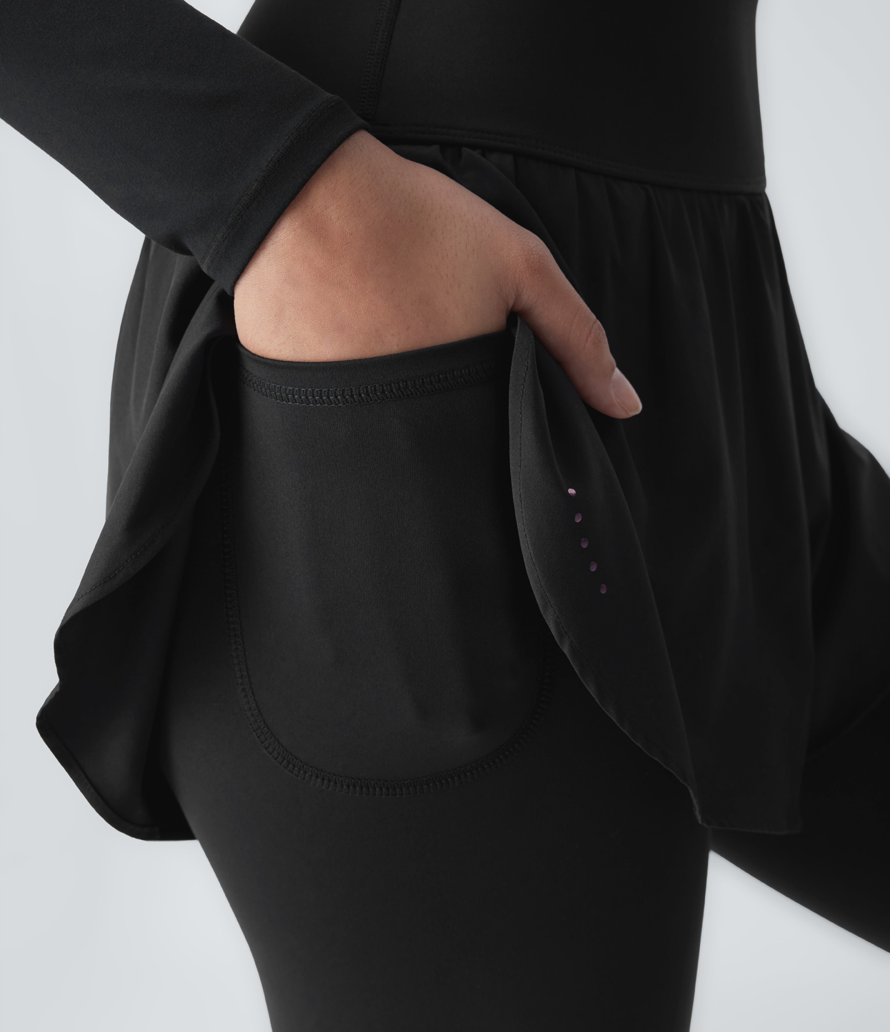 Halara Breezefulв„ў High Waisted Reflective Dots Side Pocket 2-in-1 7/8 Quick Dry Training Leggings  - Black - M(7/8) gym leggings 