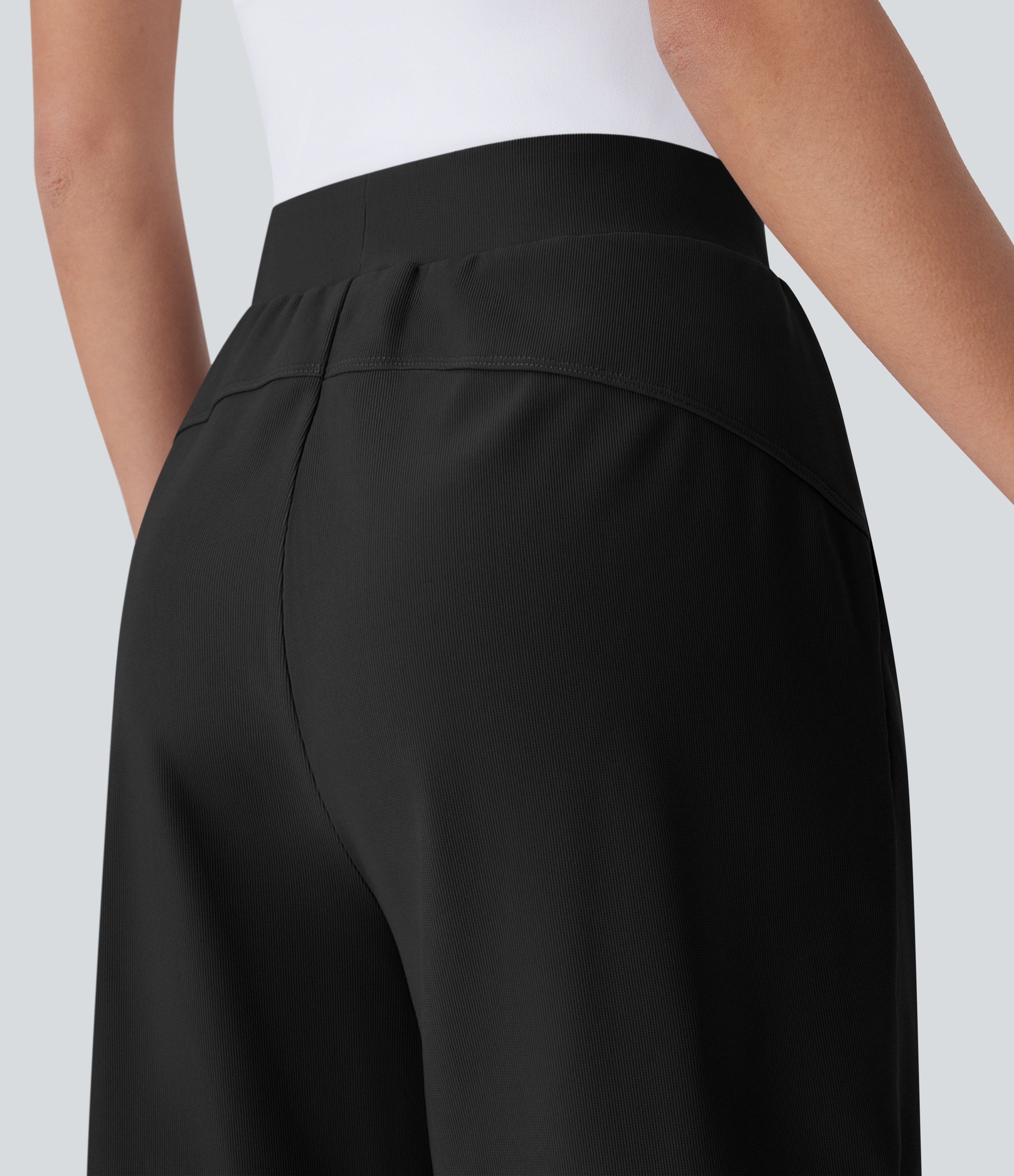 Halara High Waisted Body Sculpt Waist-Slimming Side Pocket Micro Waffle Work Shorts  - Black - S 