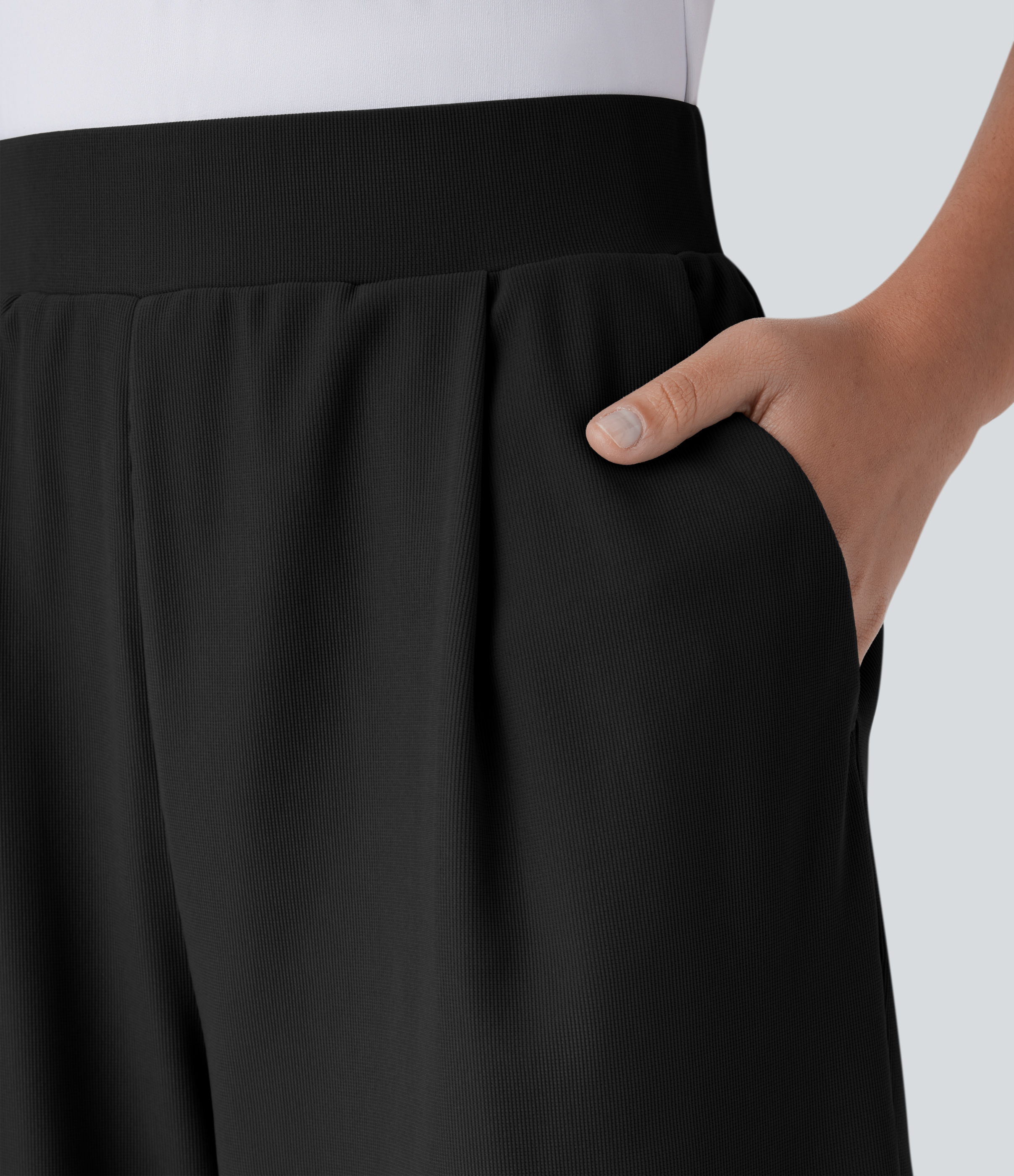 Halara High Waisted Body Sculpt Waist-Slimming Side Pocket Micro Waffle Work Shorts  - Black - S 