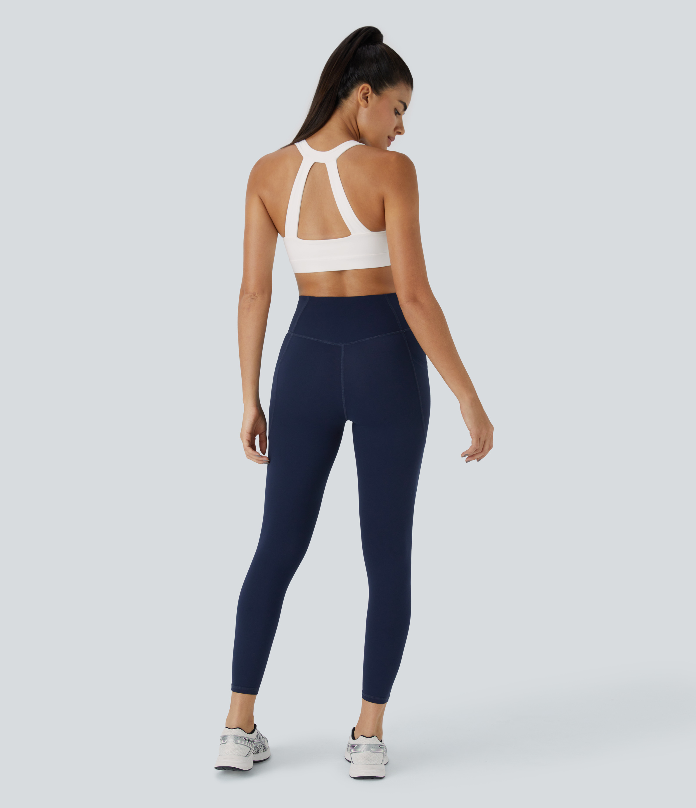 Halara Softlyzeroв„ў Plush Low Support Backless Ruched Color Block Yoga Sports Bra  - White - XL push up bra strapless bra backless bra 