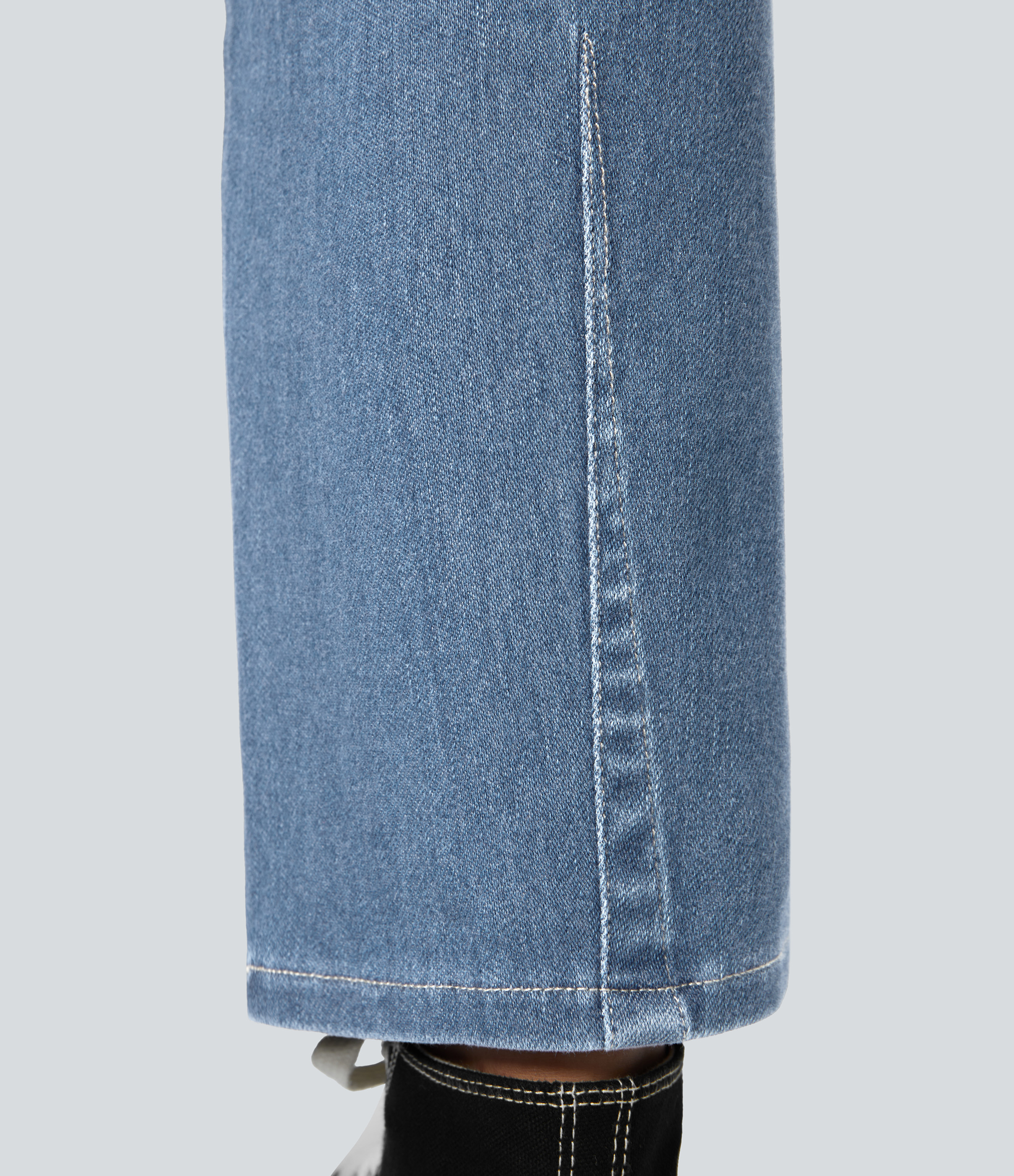 Halara HalaraMagicв„ў Mid Rise Multiple Pockets Stretchy Knit Work Tapered Jeans  - Creek Blue Denim - M(regular) sweatpants jogger pants 